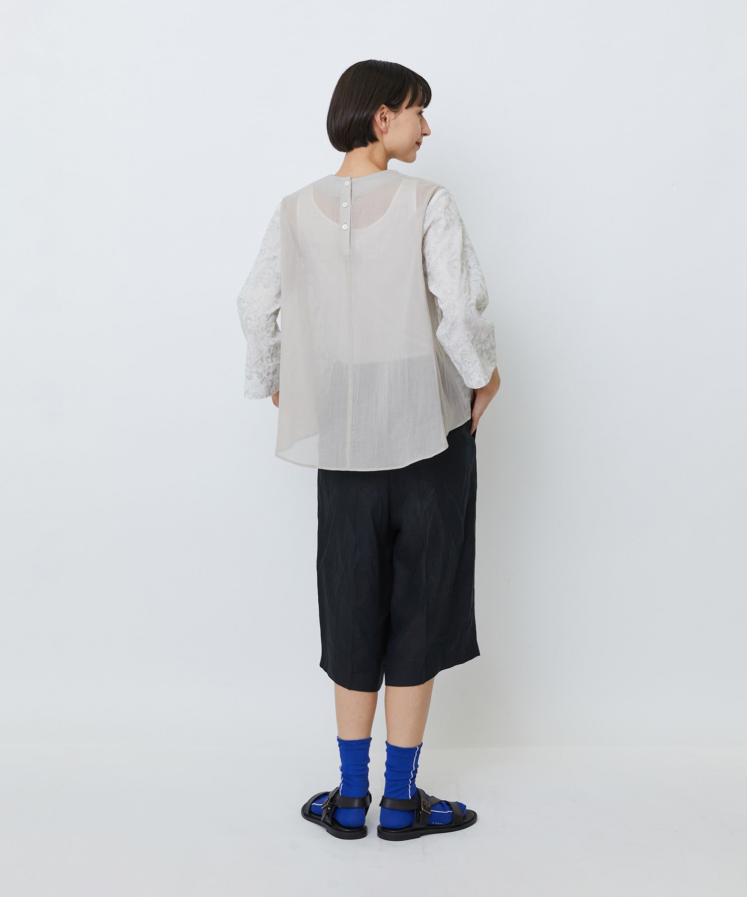 【LOISIR】【アーティストコラボ】LOISIR&times;TORANEKOBONBON エンブロイダリーブラウス 詳細画像 ブラック系その他 5