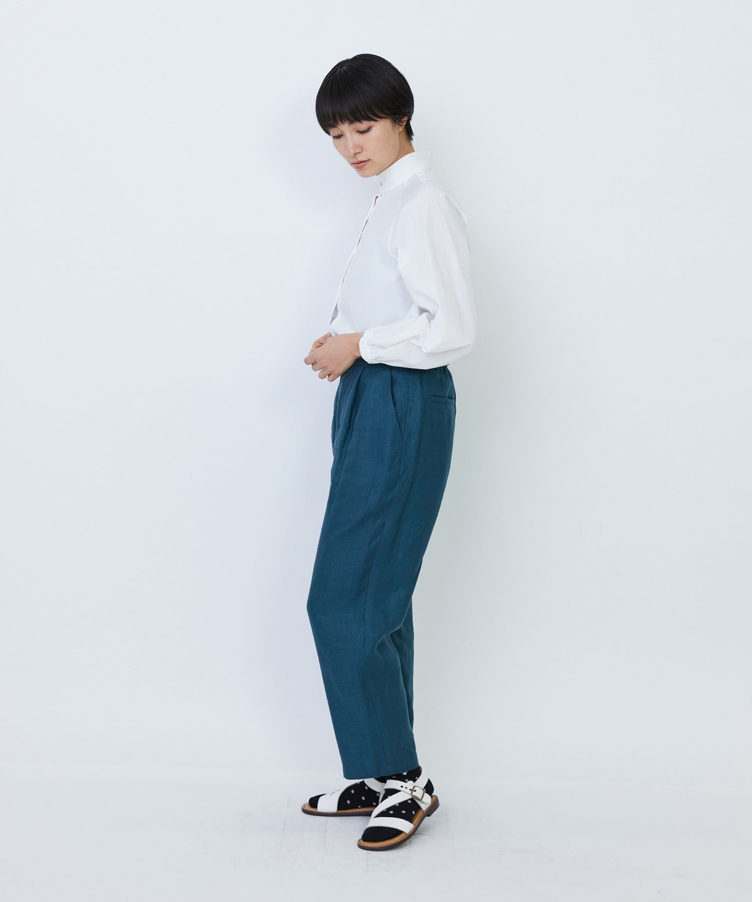 【LOISIR】リネンツイルアジャスター付きテーパードパンツ 詳細画像 グリーン 9