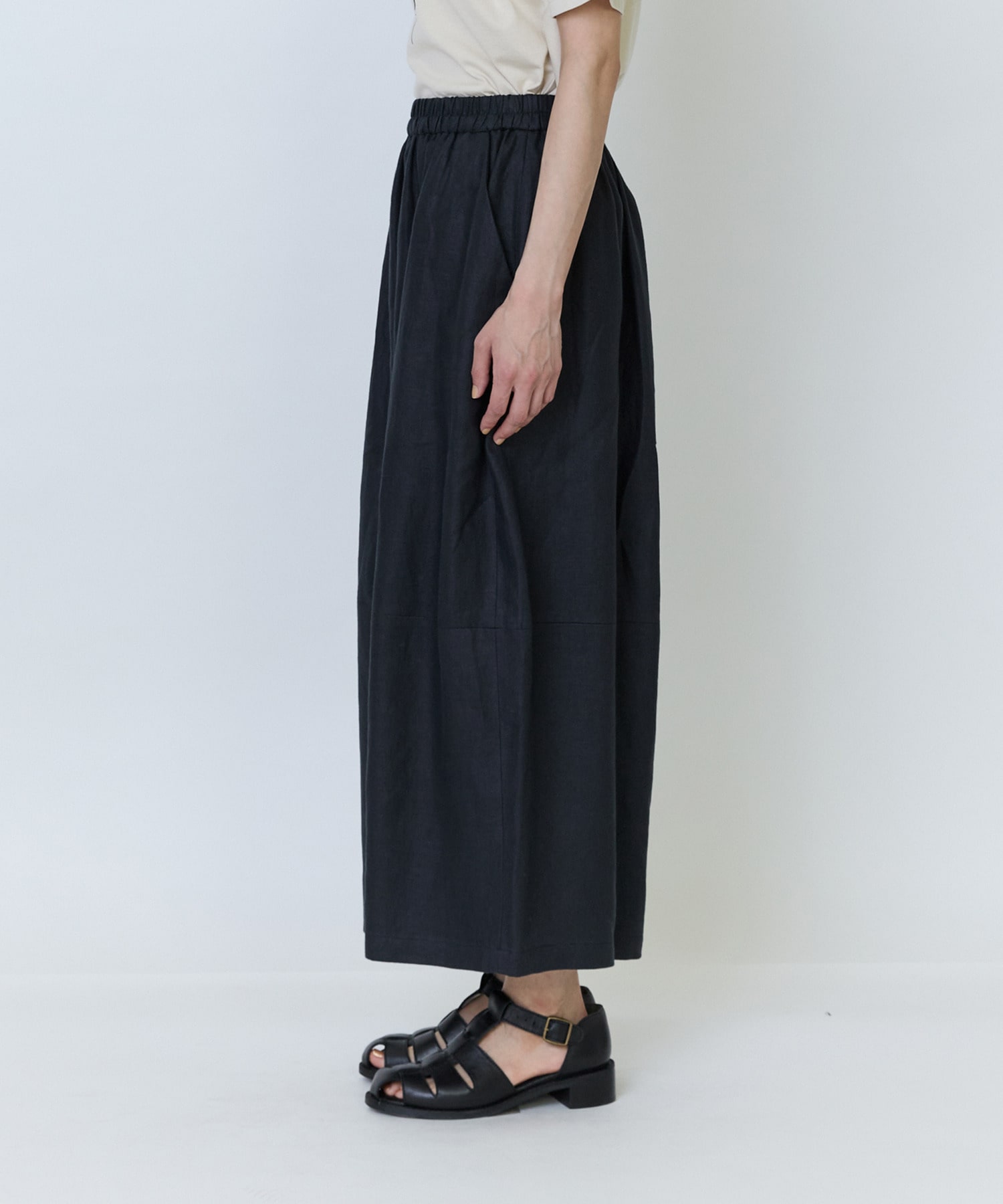 【LOISIR】リネンツイルボトルシルエットパンツ 詳細画像 チャコールグレー 21