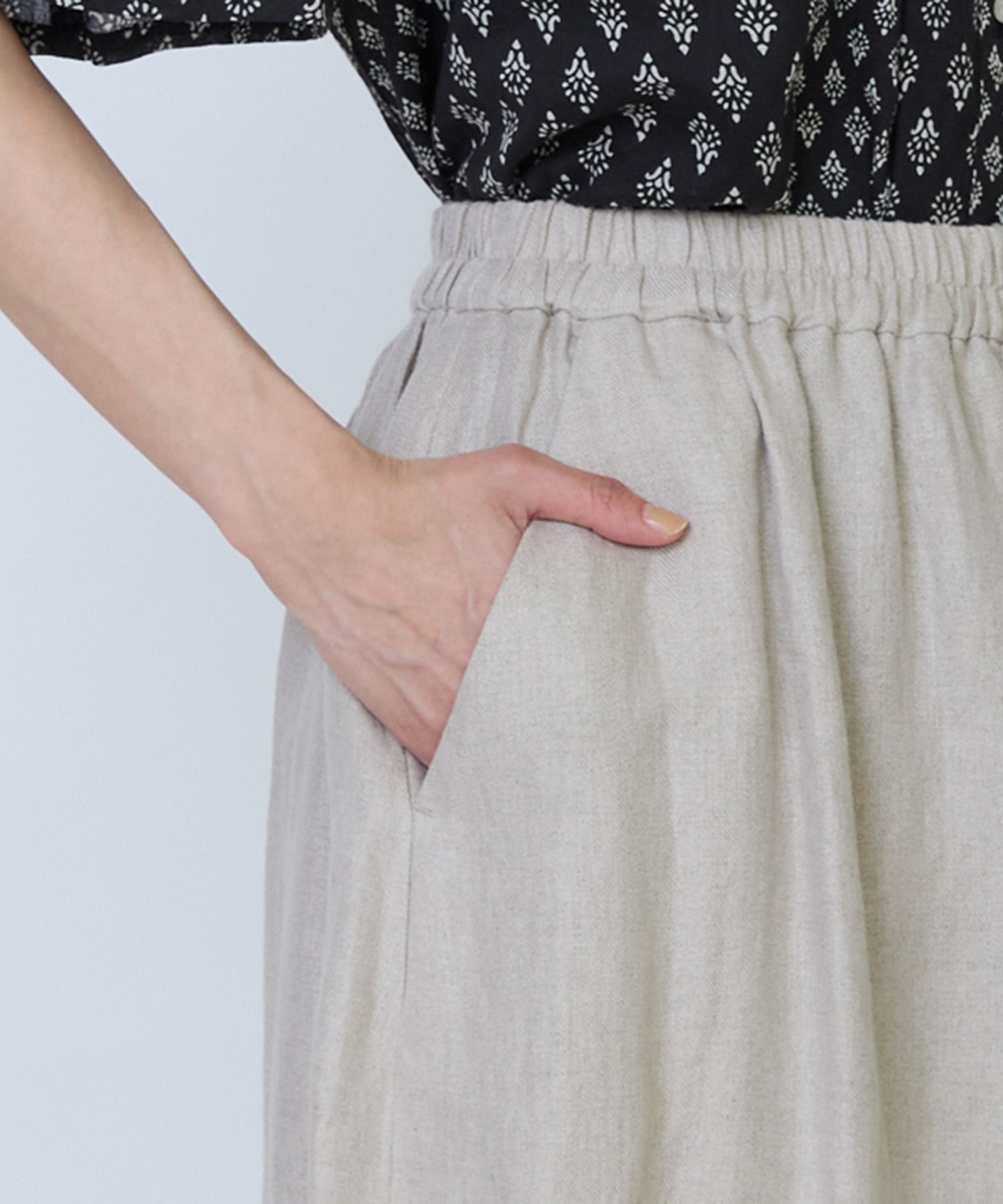 【LOISIR】リネンツイルボトルシルエットパンツ 詳細画像 チャコールグレー 28