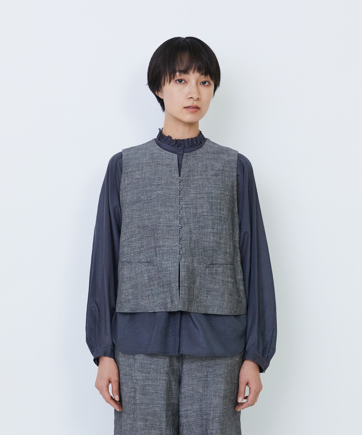 【LOISIR】バンブーリネンベスト 詳細画像 グレー 5