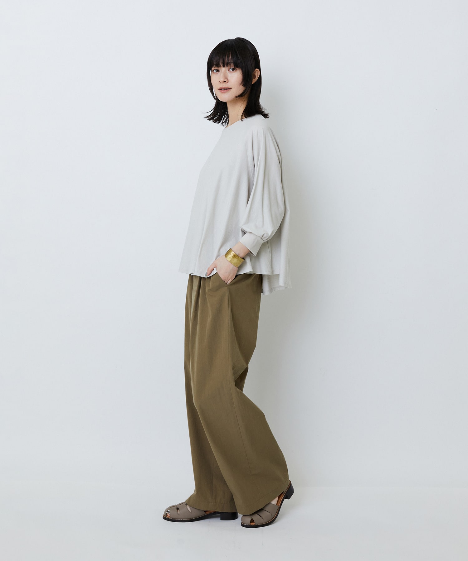 【LOISIR】コットン強撚天竺Aラインプルオーバー 詳細画像 ブラック 2