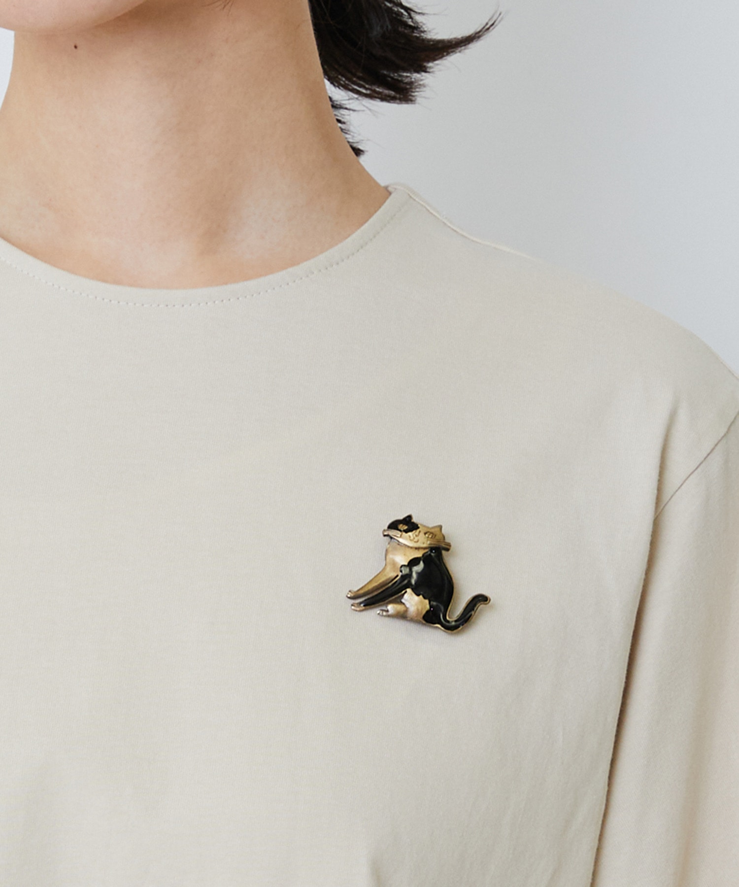 【LOISIR】【アーティストコラボ】LOISIR&times;TORANEKOBONBON ぶちネコブローチ 詳細画像 ゴールド 1