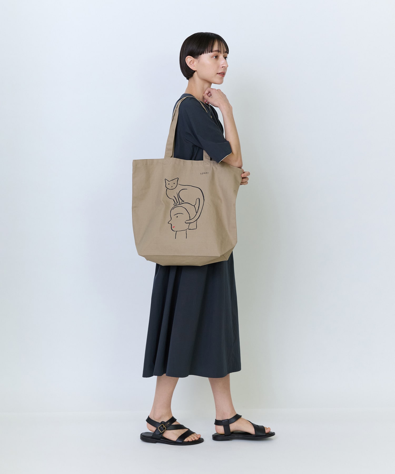 【LOISIR】【5/11 10:00販売開始】【アーティストコラボ】LOISIR&times;塩川いずみ イラストプリントトートバッグ 詳細画像 グレー 2