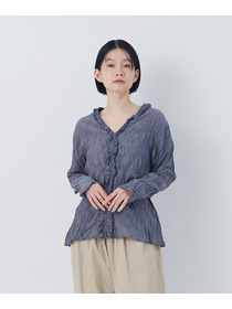 【congés payés】クリンクル加工Ｖネックフリルシャツ 詳細画像 ネイビー 19