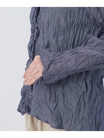 【congés payés】クリンクル加工Ｖネックフリルシャツ 詳細画像 ネイビー 25