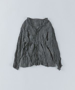 【congés payés】クリンクル加工Ｖネックフリルシャツ 詳細画像 チェック 1
