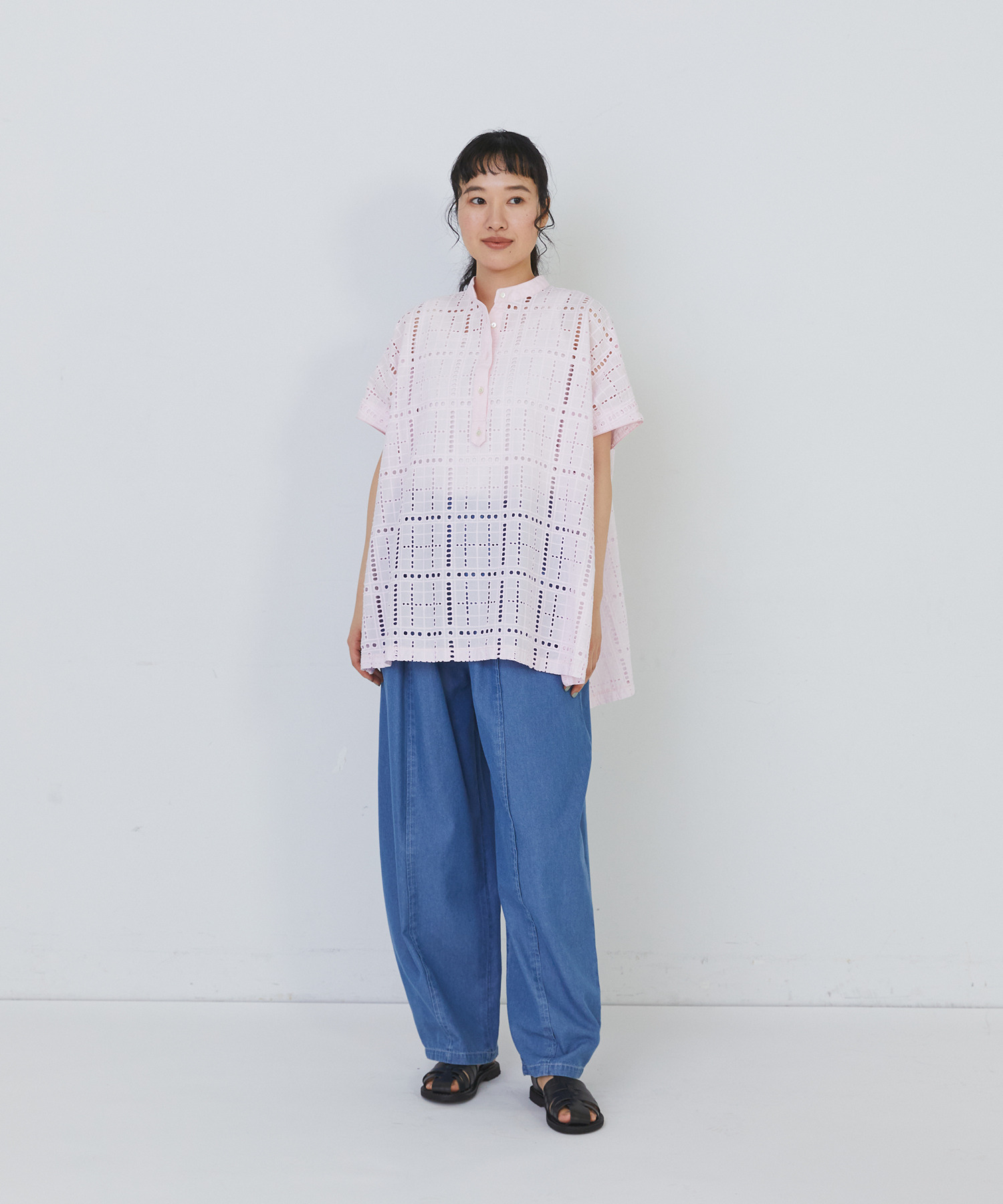 【congés payés】チェックエンブロイダリーチュニック 詳細画像 ブラック 1