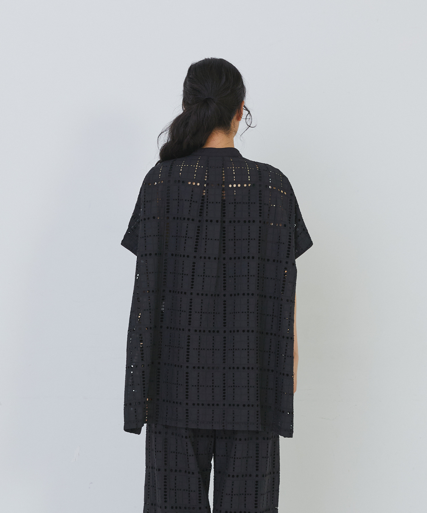 【congés payés】チェックエンブロイダリーチュニック 詳細画像 ブラック 14