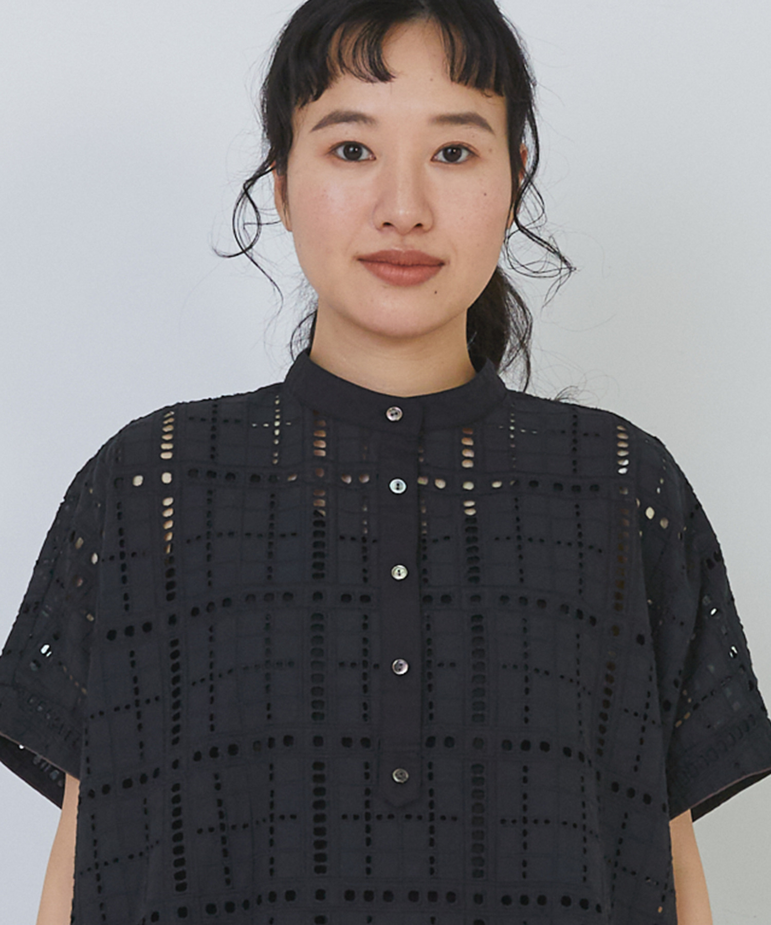 【congés payés】チェックエンブロイダリーチュニック 詳細画像 ブラック 15