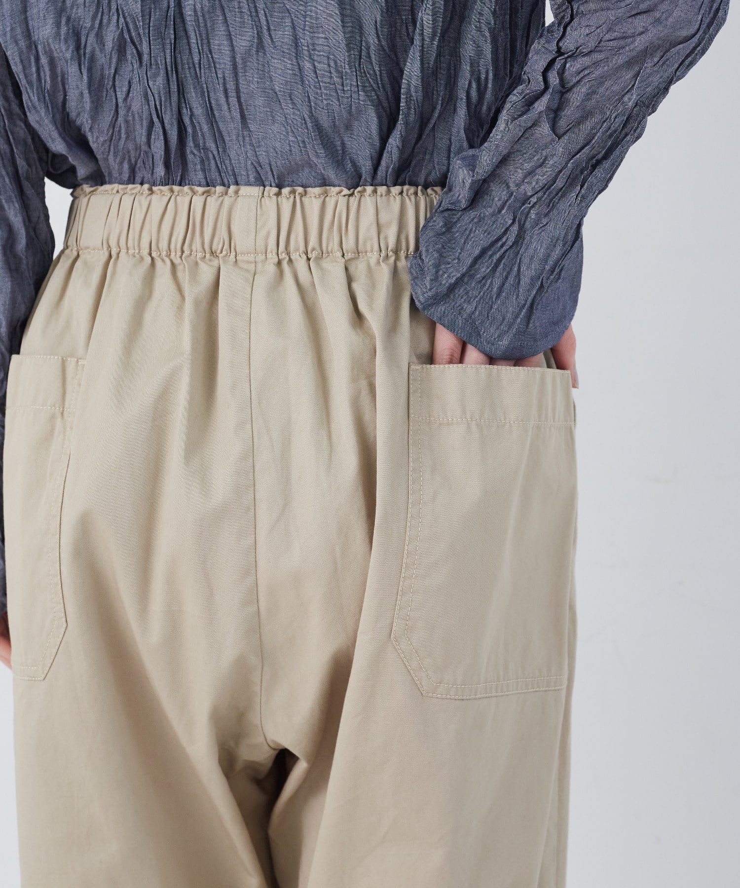 【congés payés】【FAVE】サイドポケットクロップドイージーパンツ 詳細画像 インディゴブルー 33