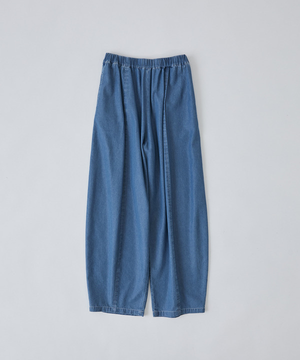 【congés payés】カーブシルエットデニムパンツ