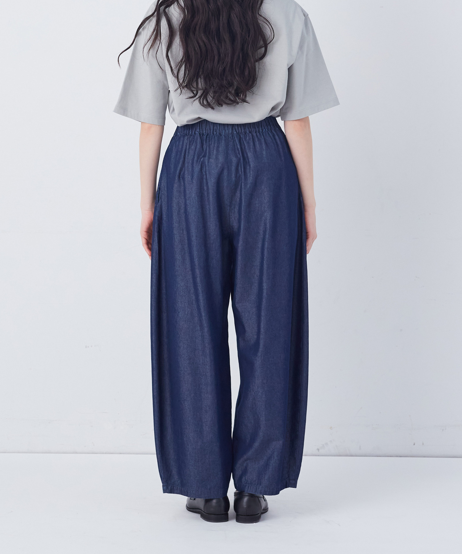 【congés payés】カーブシルエットデニムパンツ 詳細画像 インディゴブルー 16