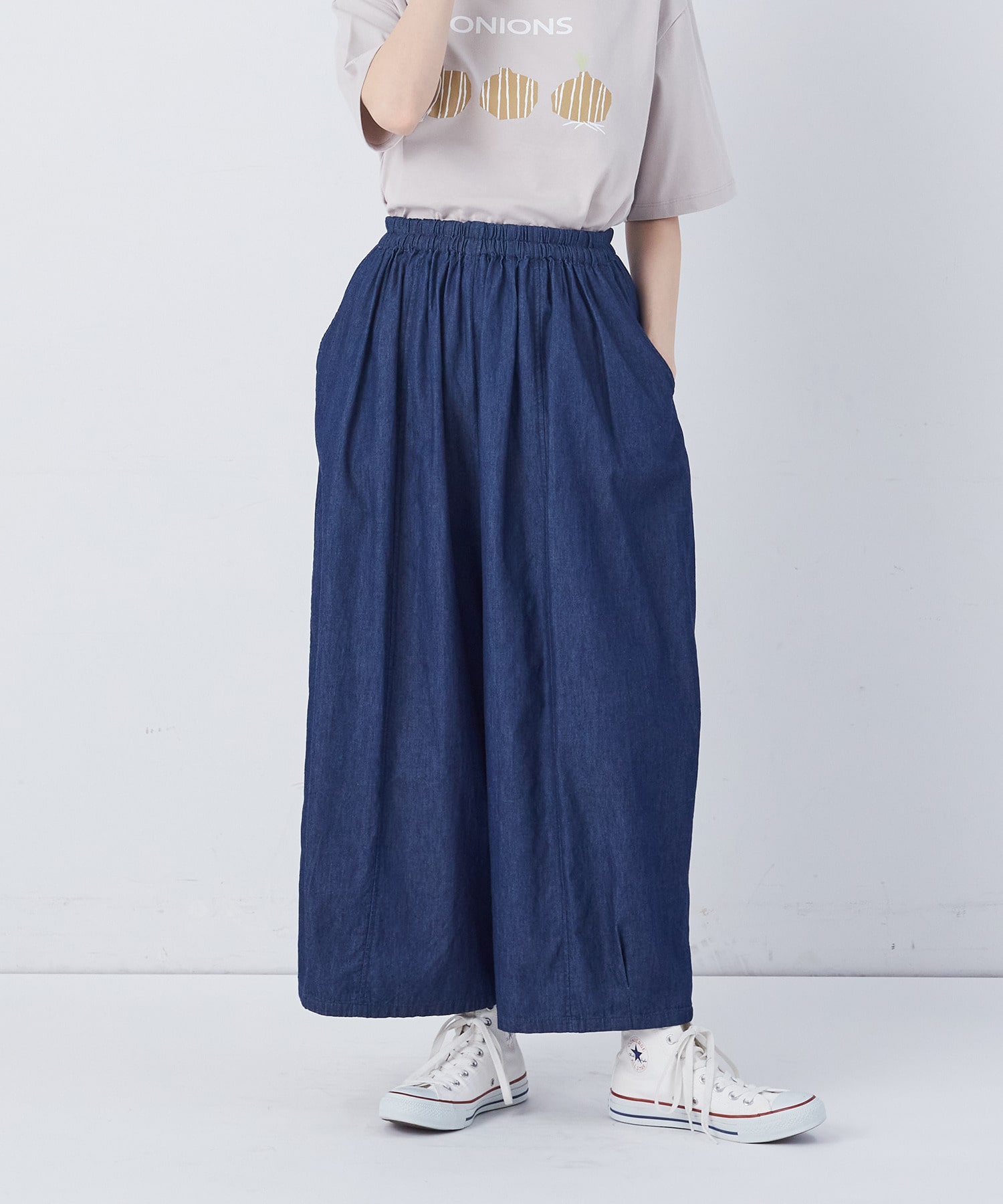 【congés payés】【FAVE】シャーリングワイドロングサルエルパンツ 詳細画像 インディゴブルー 25