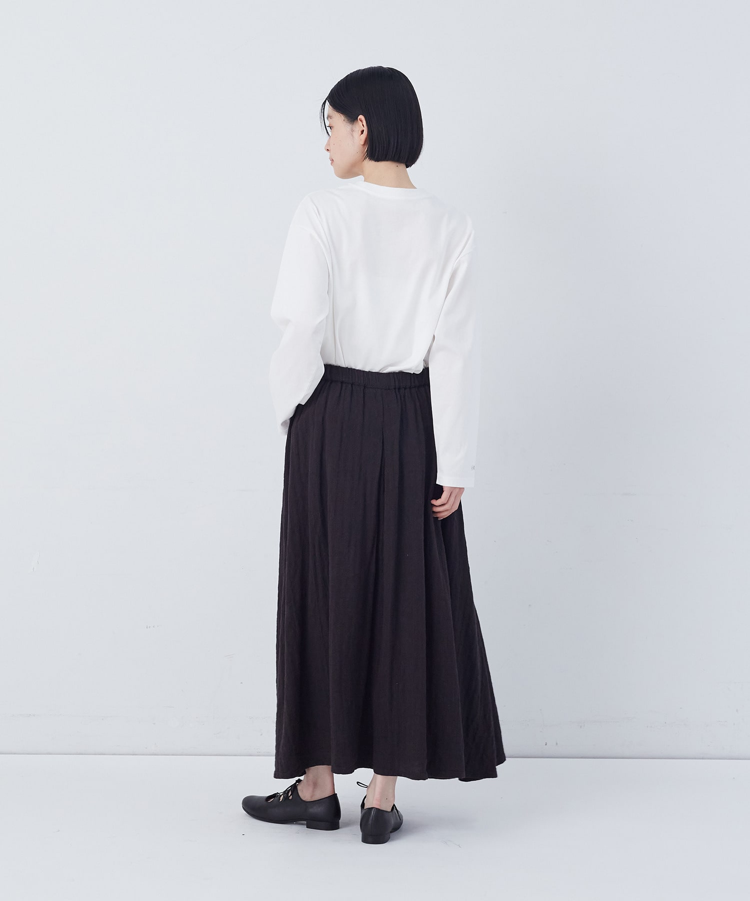 【congés payés】【FAVE】タックAラインスカート 詳細画像 ブラック系その他 18