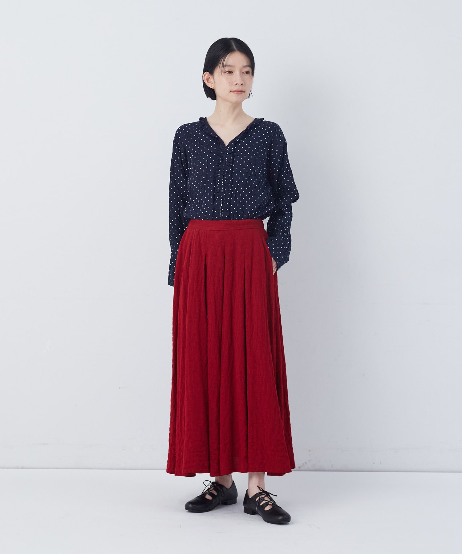 【congés payés】【FAVE】タックAラインスカート 詳細画像 ブラック系その他 24