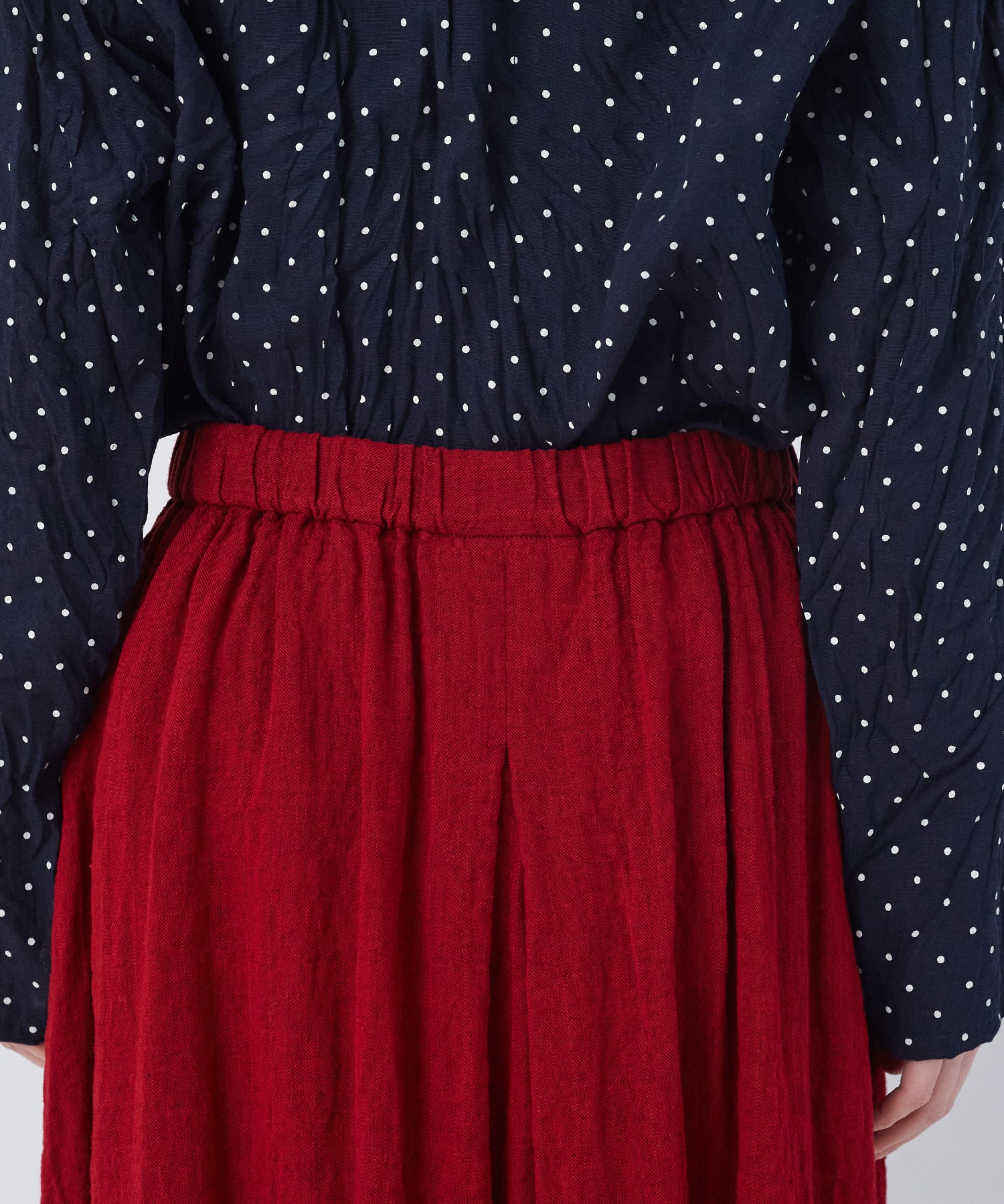 【congés payés】【FAVE】タックAラインスカート 詳細画像 ブラック系その他 32