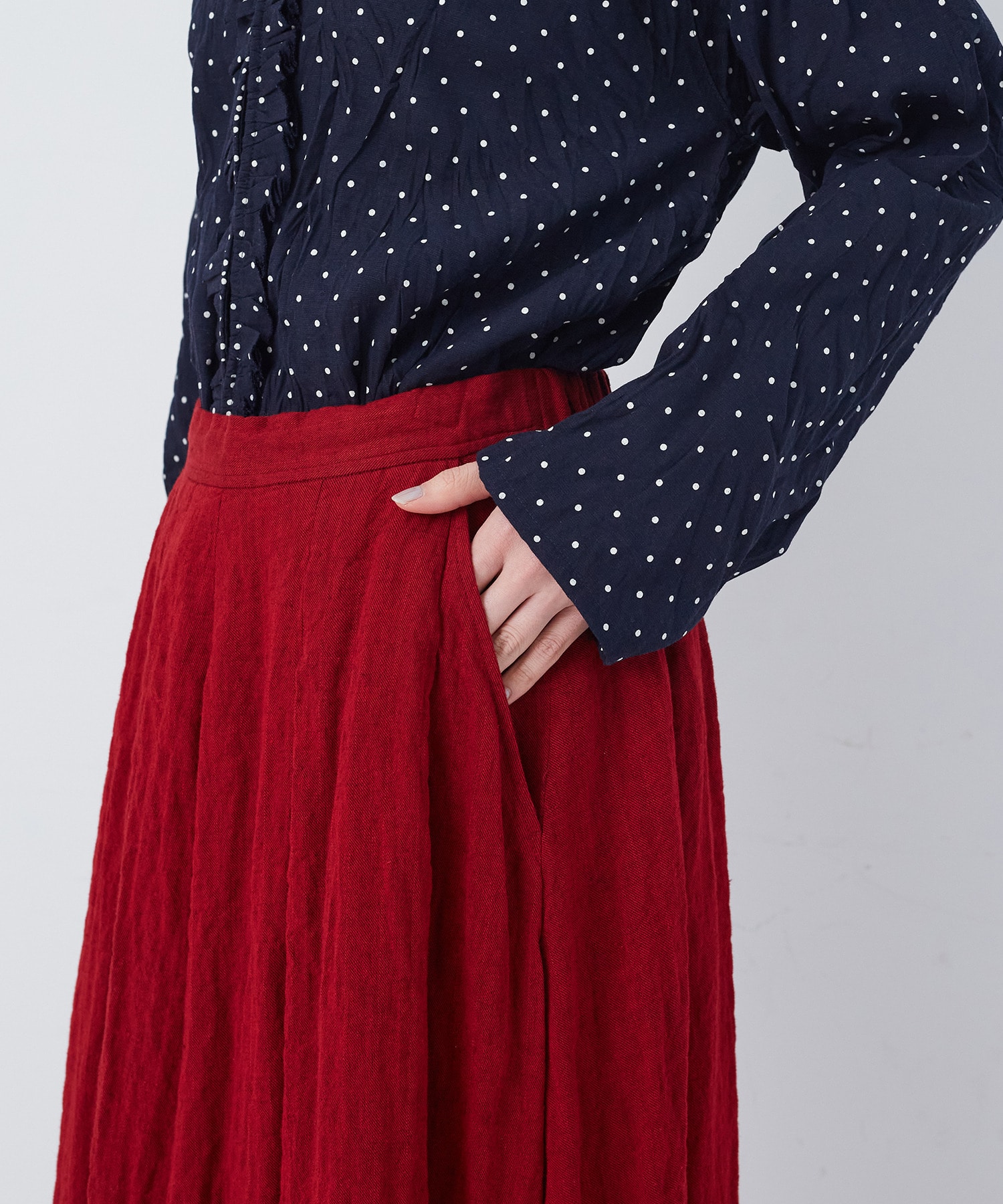 【congés payés】【FAVE】タックAラインスカート 詳細画像 ブラック系その他 33