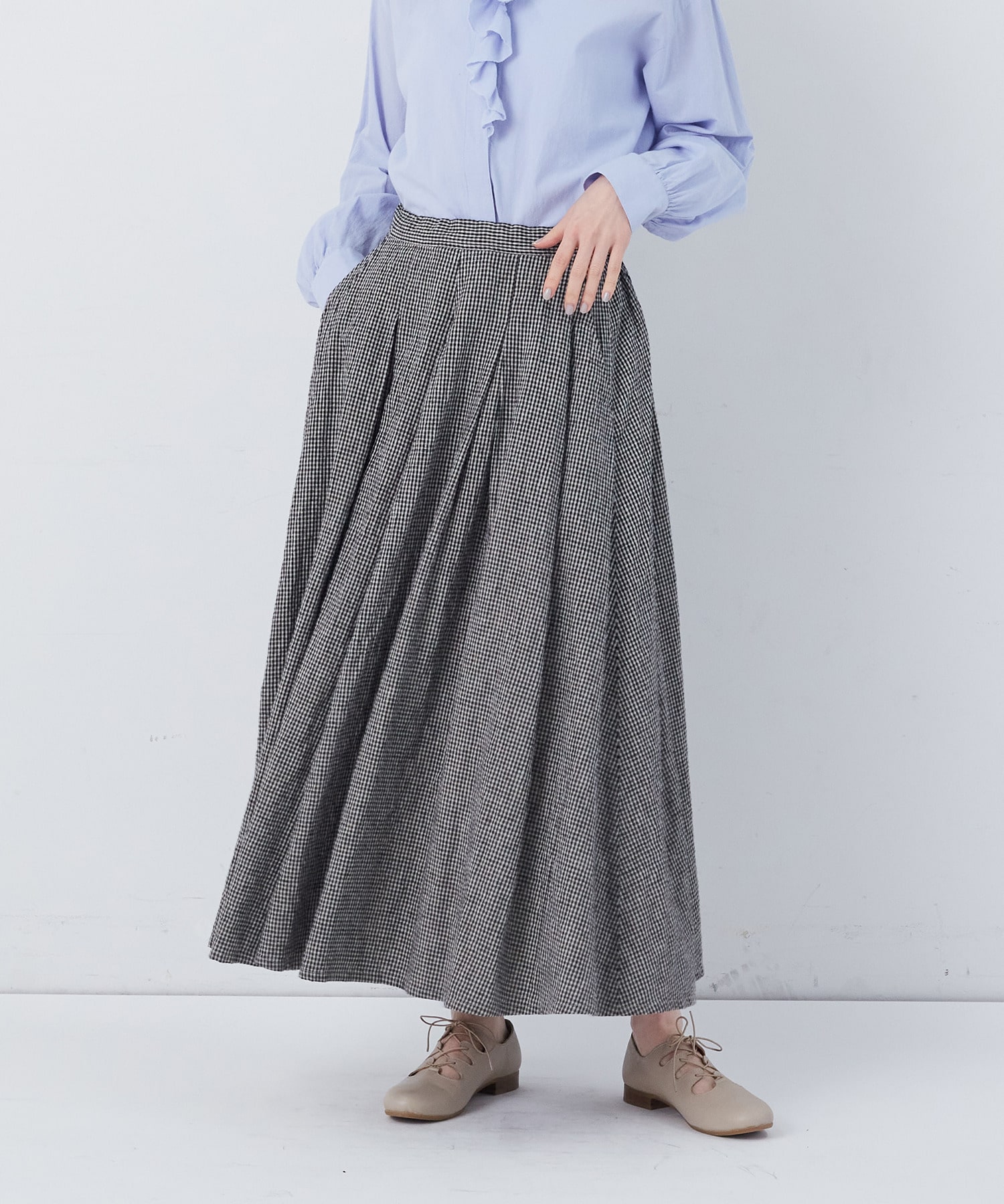 【congés payés】【FAVE】タックAラインスカート 詳細画像 ブラック系その他 5