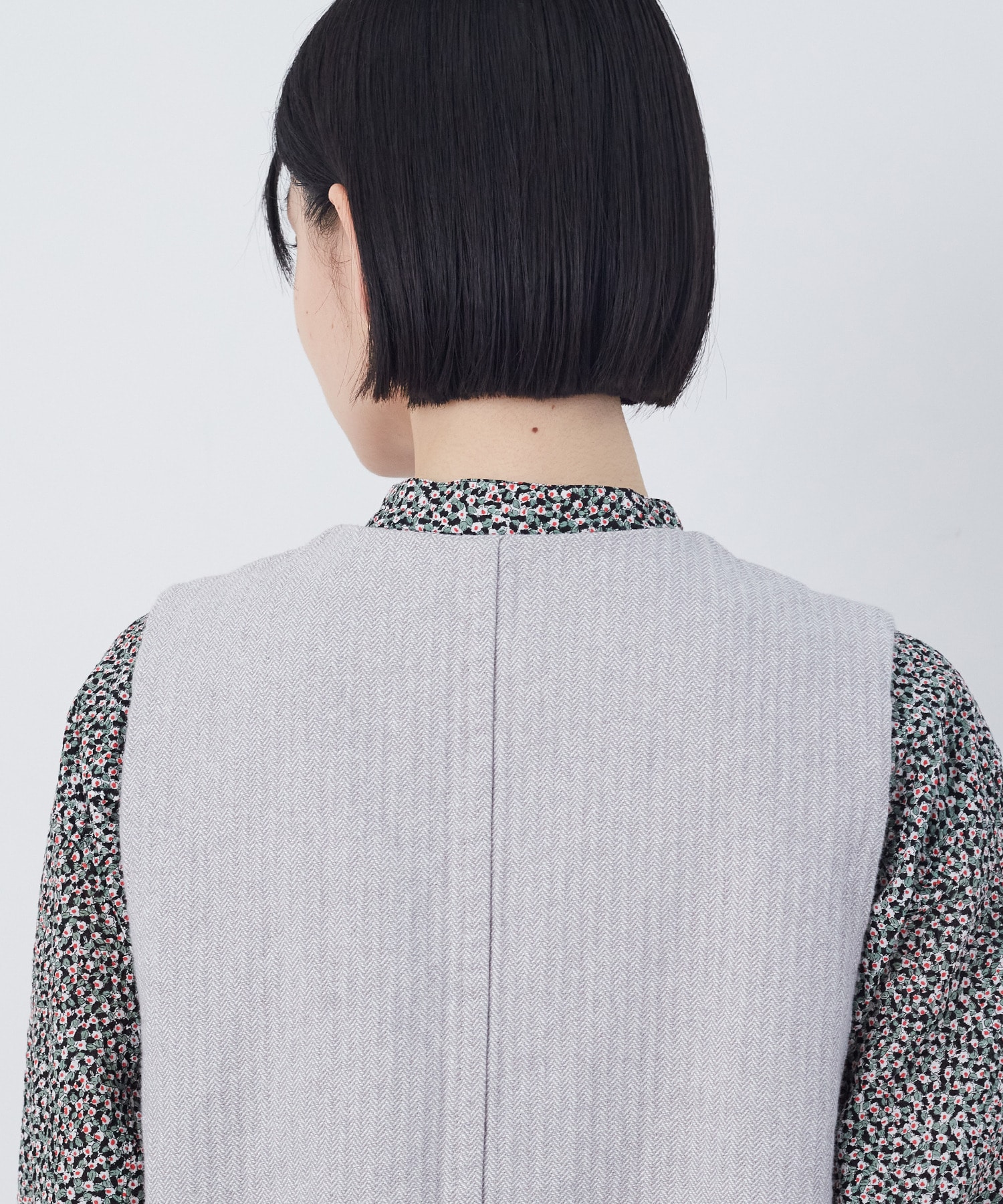 【congés payés】綿麻ツィードクルーネックベスト 詳細画像 グレー系その他 18