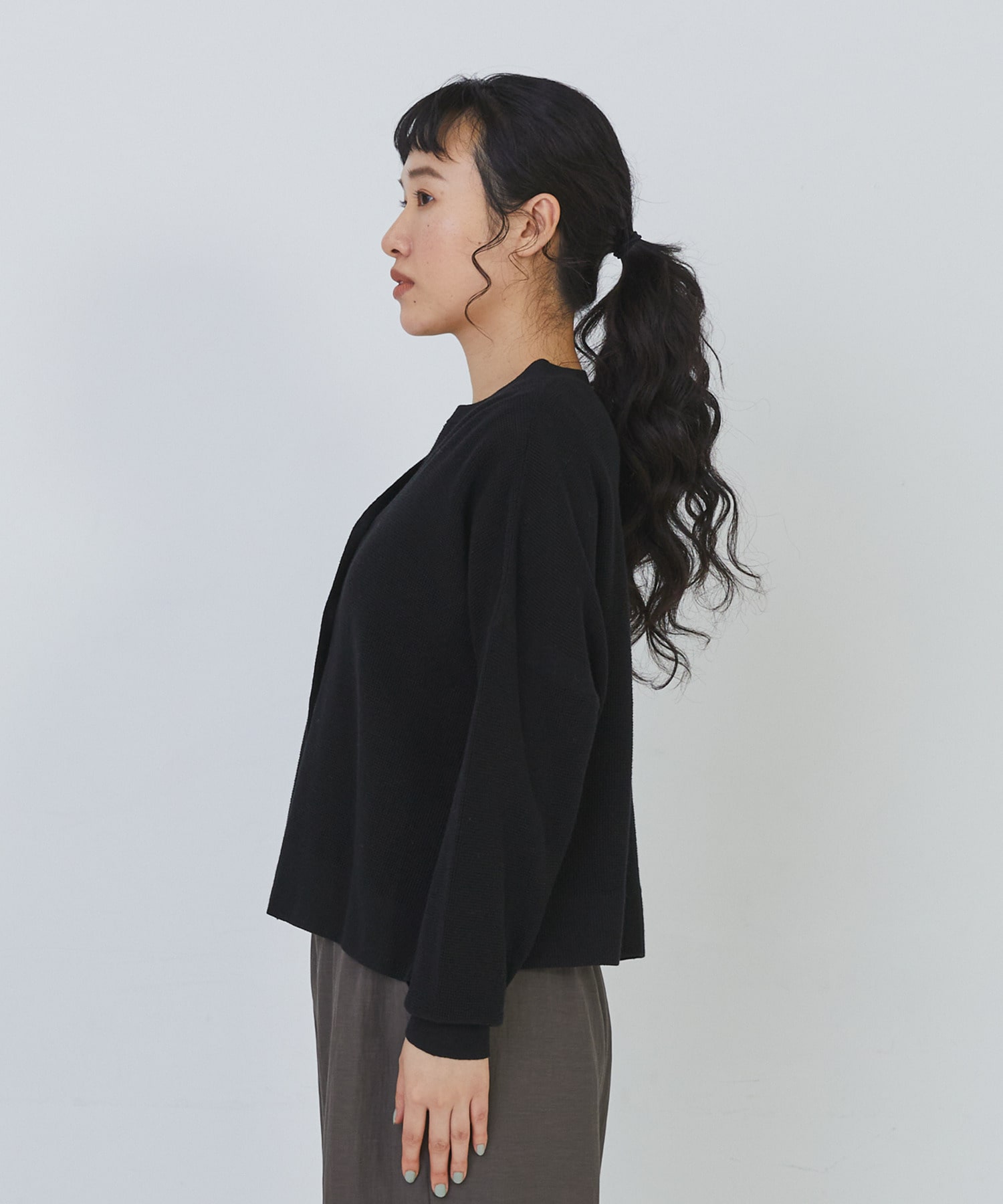 【congés payés】14G麻綿ワッフル編みVネックカーディガン 詳細画像 ブラック 14