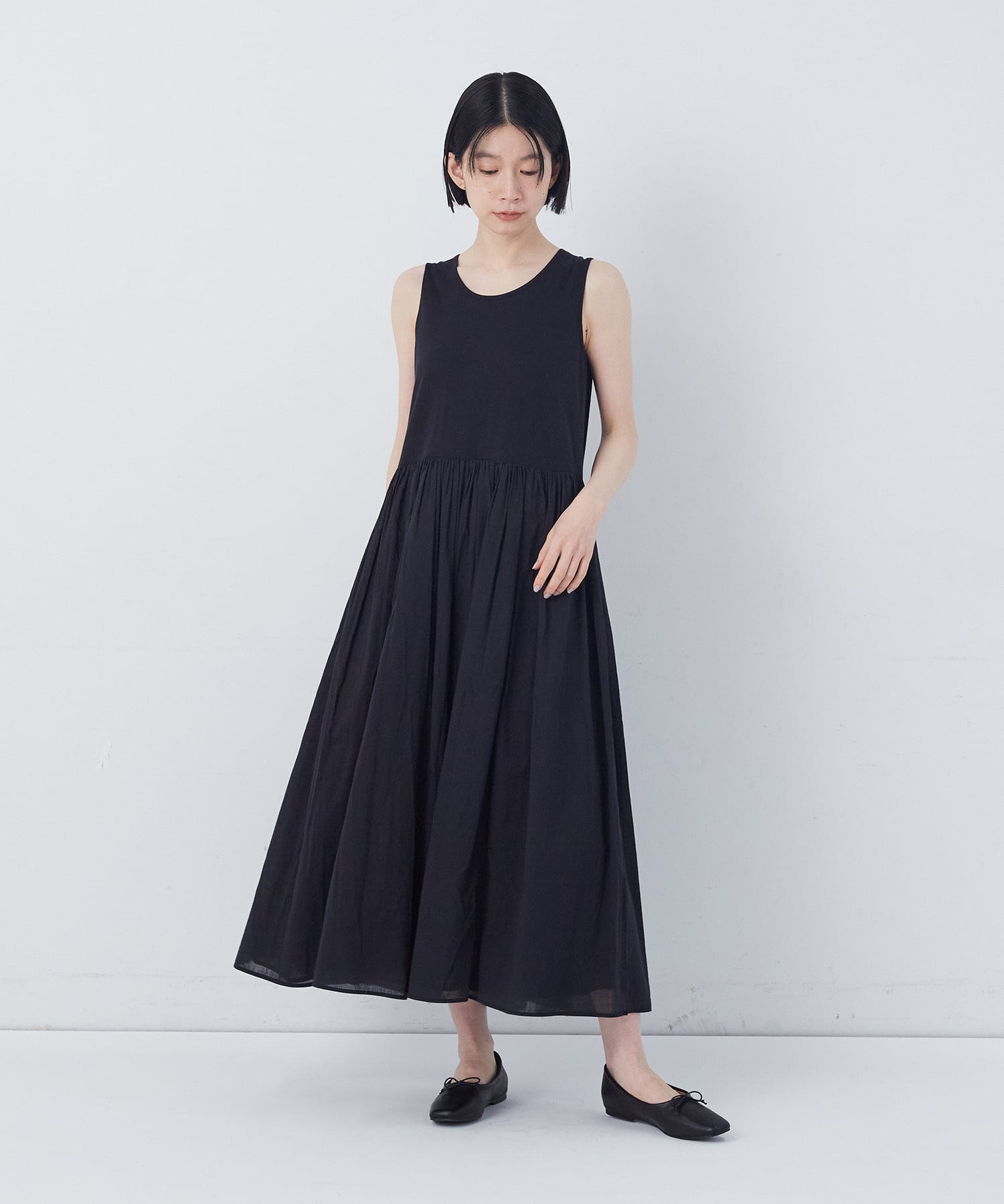 【congés payés】2重布帛ノースリーブワンピース 詳細画像 ブラック 17