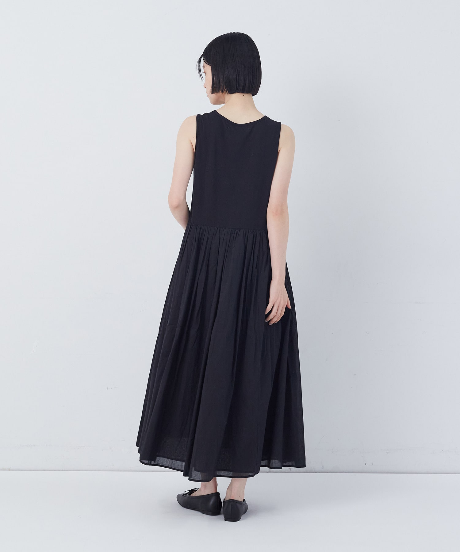 【congés payés】2重布帛ノースリーブワンピース 詳細画像 ブラック 19