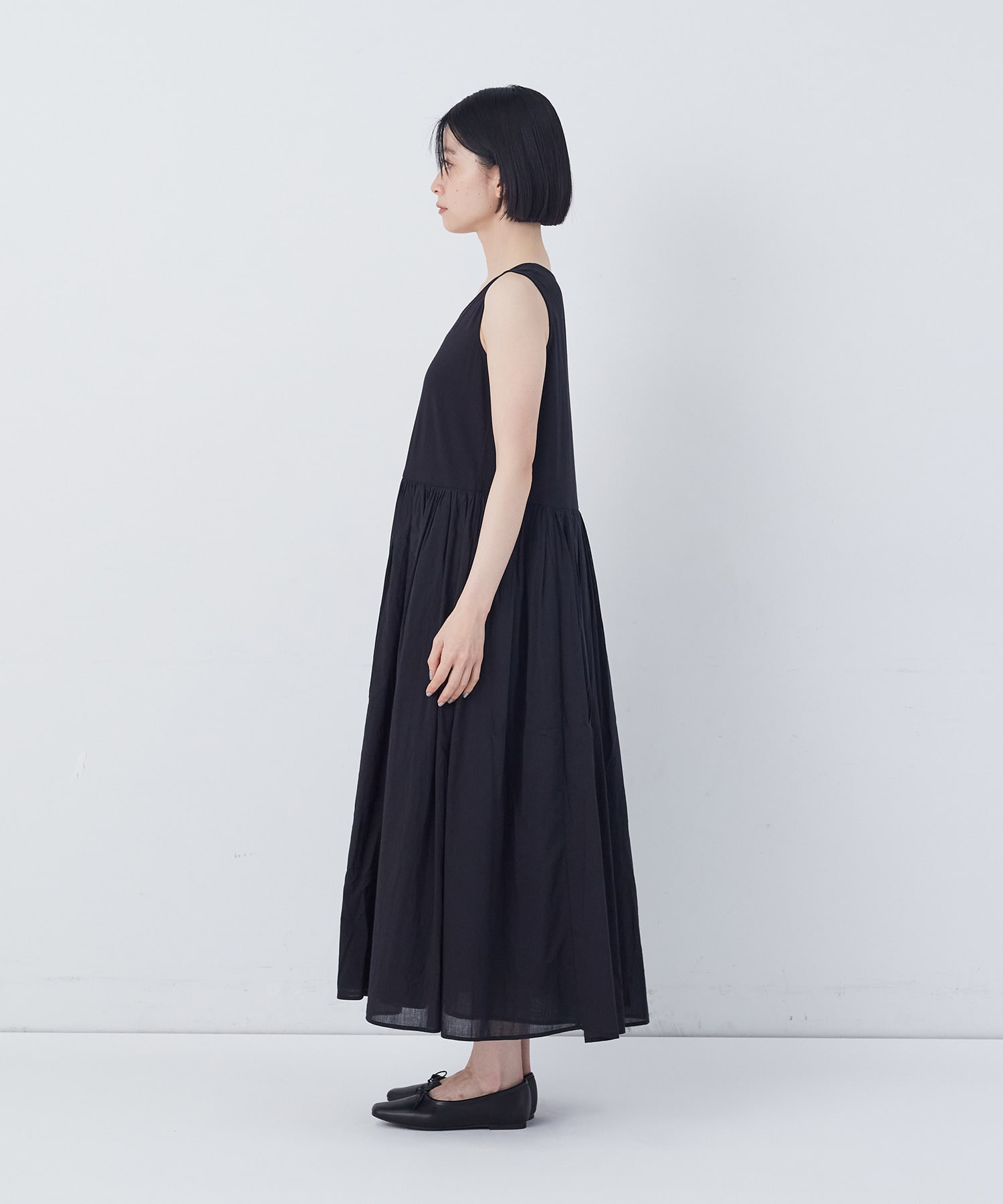 【congés payés】2重布帛ノースリーブワンピース 詳細画像 ブラック 23