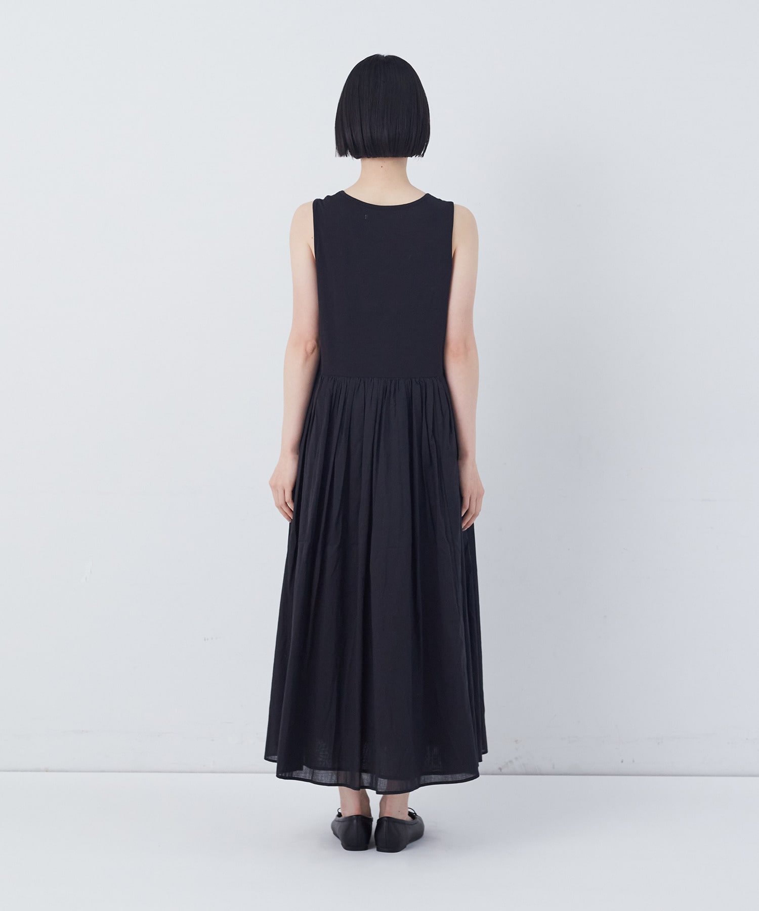【congés payés】2重布帛ノースリーブワンピース 詳細画像 ブラック 24