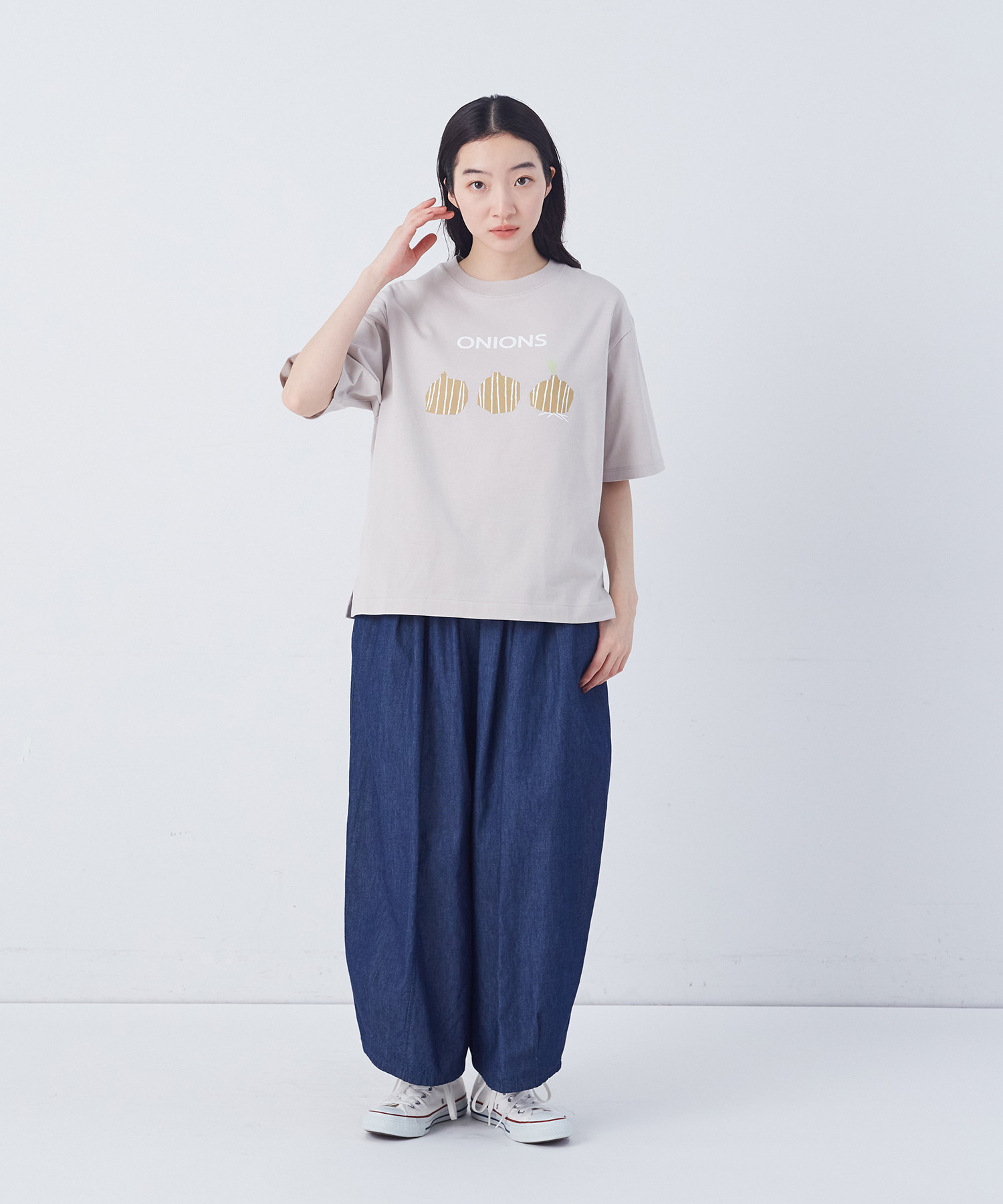 【congés payés】ベジタブルプリントTシャツ 詳細画像 ベージュ 1