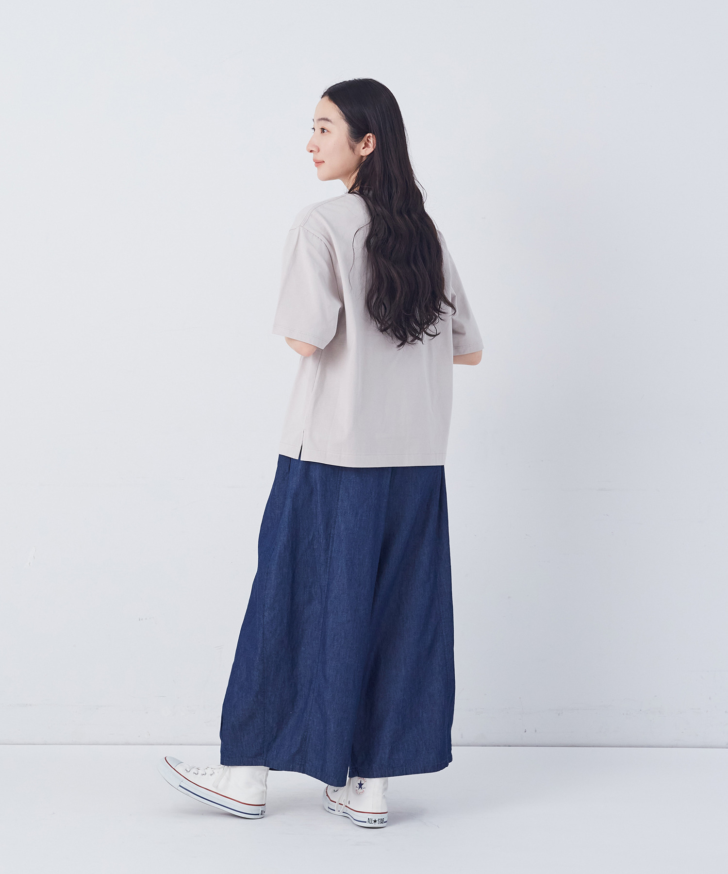 【congés payés】ベジタブルプリントTシャツ 詳細画像 ベージュ 3