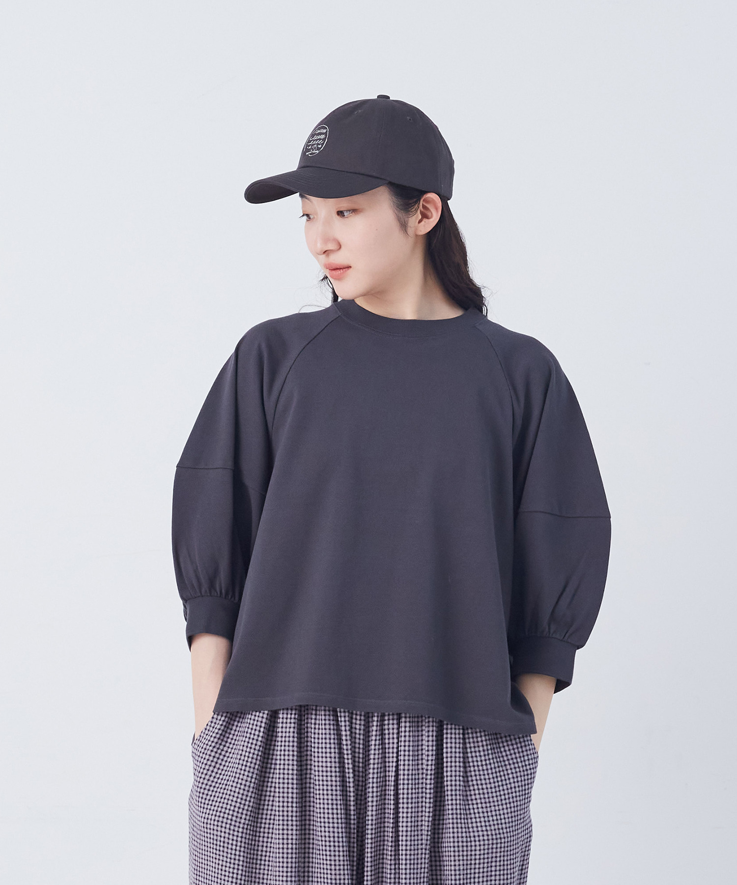 【congés payés】ボトルシルエットスリーブカットソーブラウス 詳細画像 チャコールグレー 11