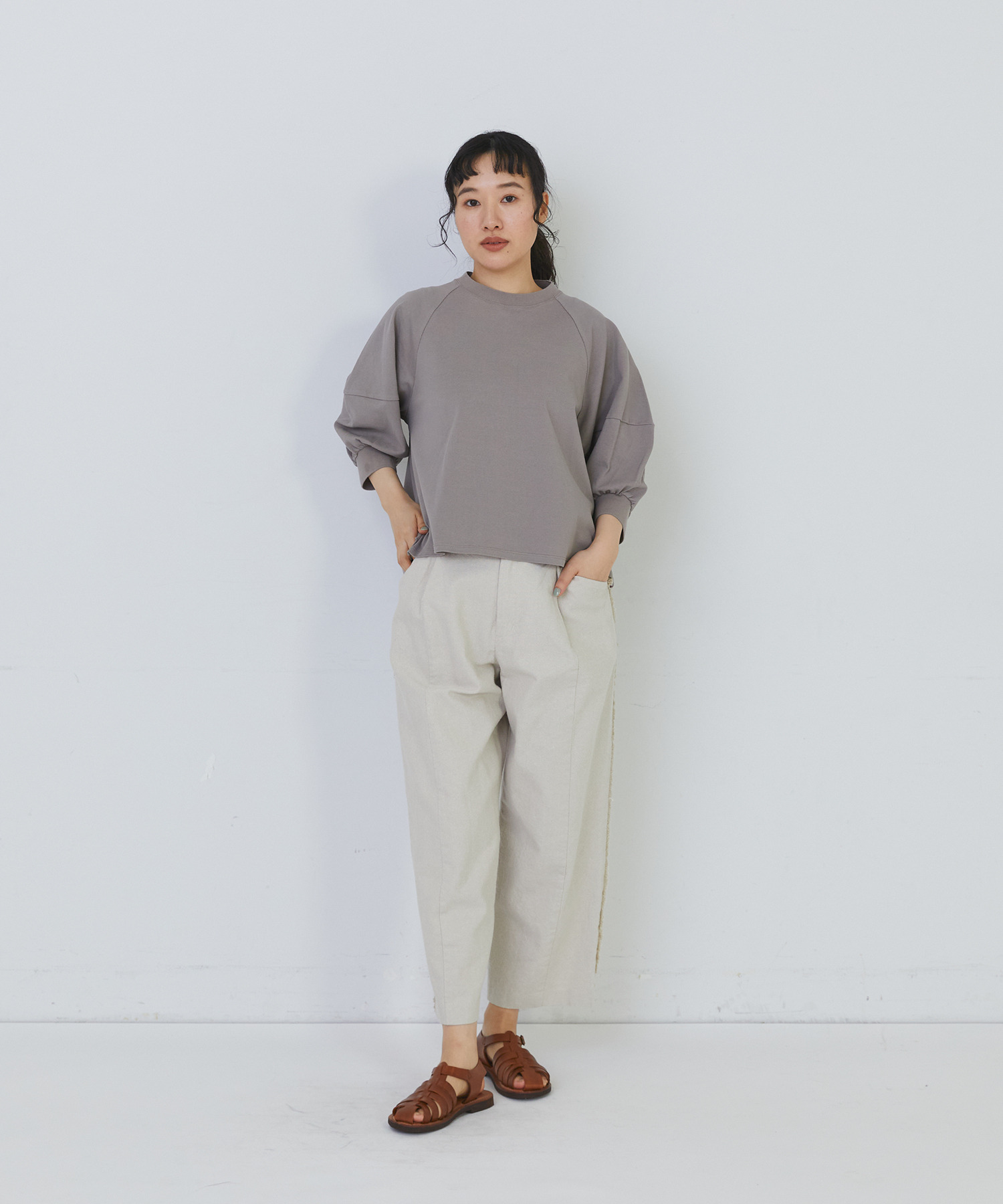 【congés payés】ボトルシルエットスリーブカットソーブラウス 詳細画像 チャコールグレー 15