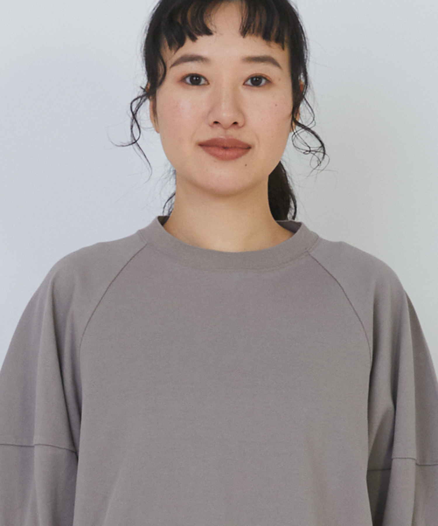 【congés payés】ボトルシルエットスリーブカットソーブラウス 詳細画像 チャコールグレー 22