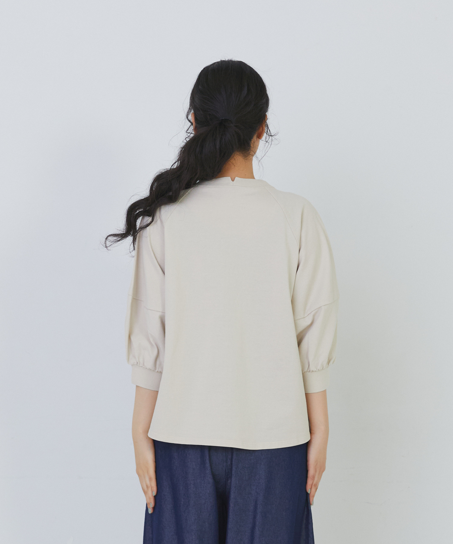 【congés payés】ボトルシルエットスリーブカットソーブラウス 詳細画像 チャコールグレー 7