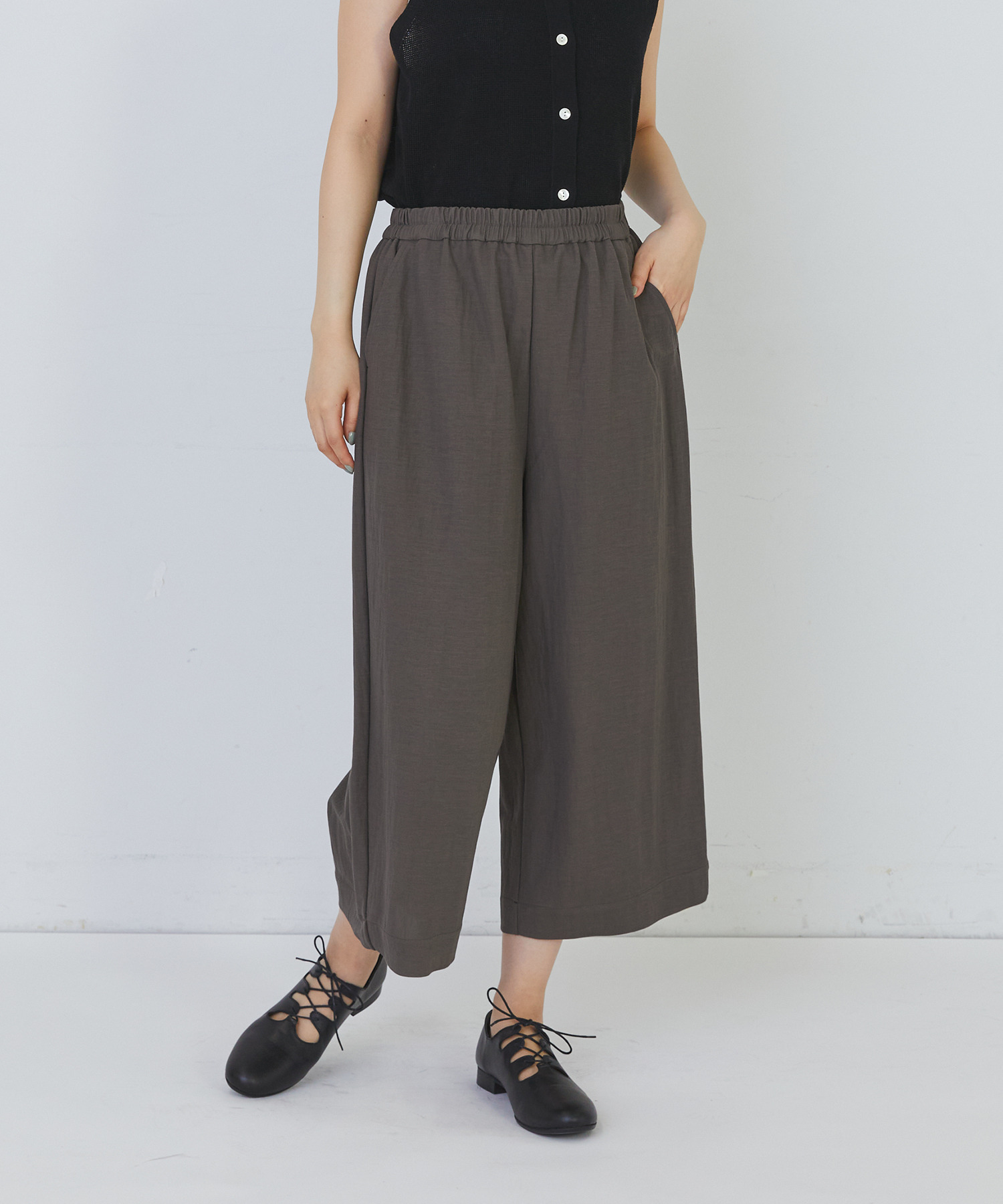 【congés payés】スムースリラックスパンツ 詳細画像 ブラック 4