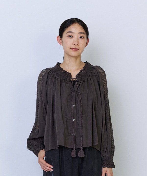 【ADIEU TRISTESSE】インドコットンクロシェトリミングブラウス