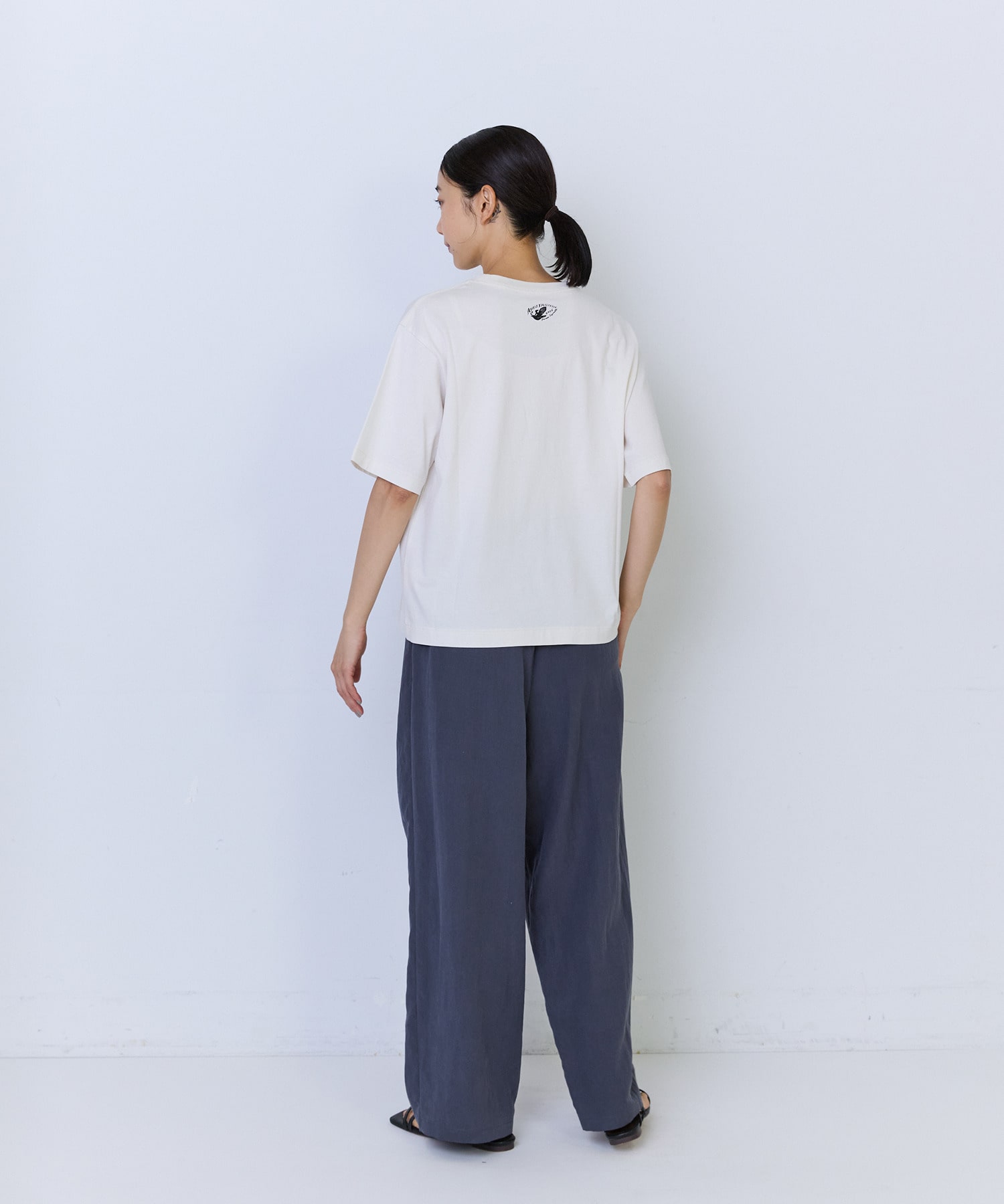 【ADIEU TRISTESSE】杉本さなえさん コラボTシャツ 詳細画像 グレー 3