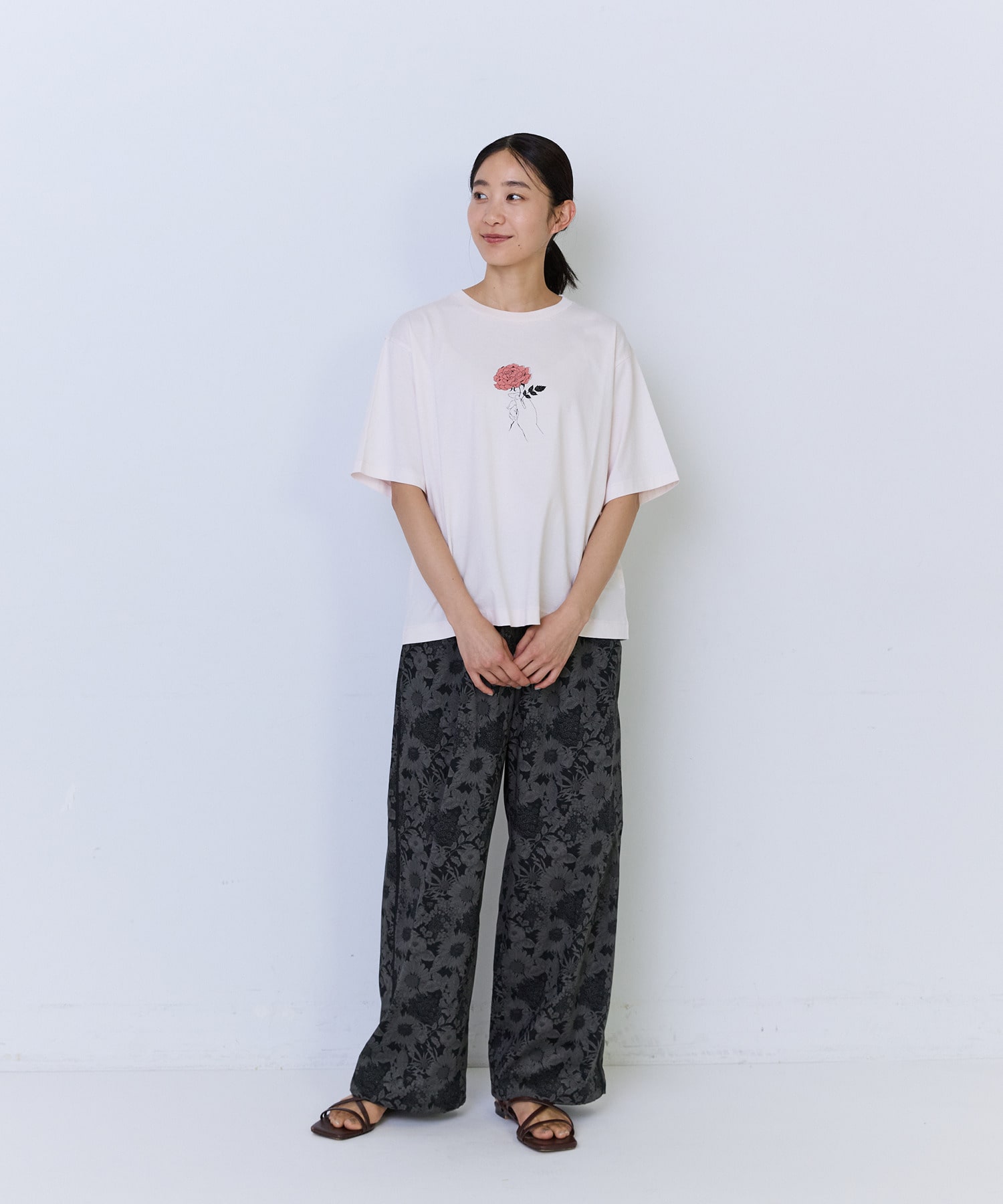 【ADIEU TRISTESSE】杉本さなえさん コラボTシャツ 詳細画像 グレー 7