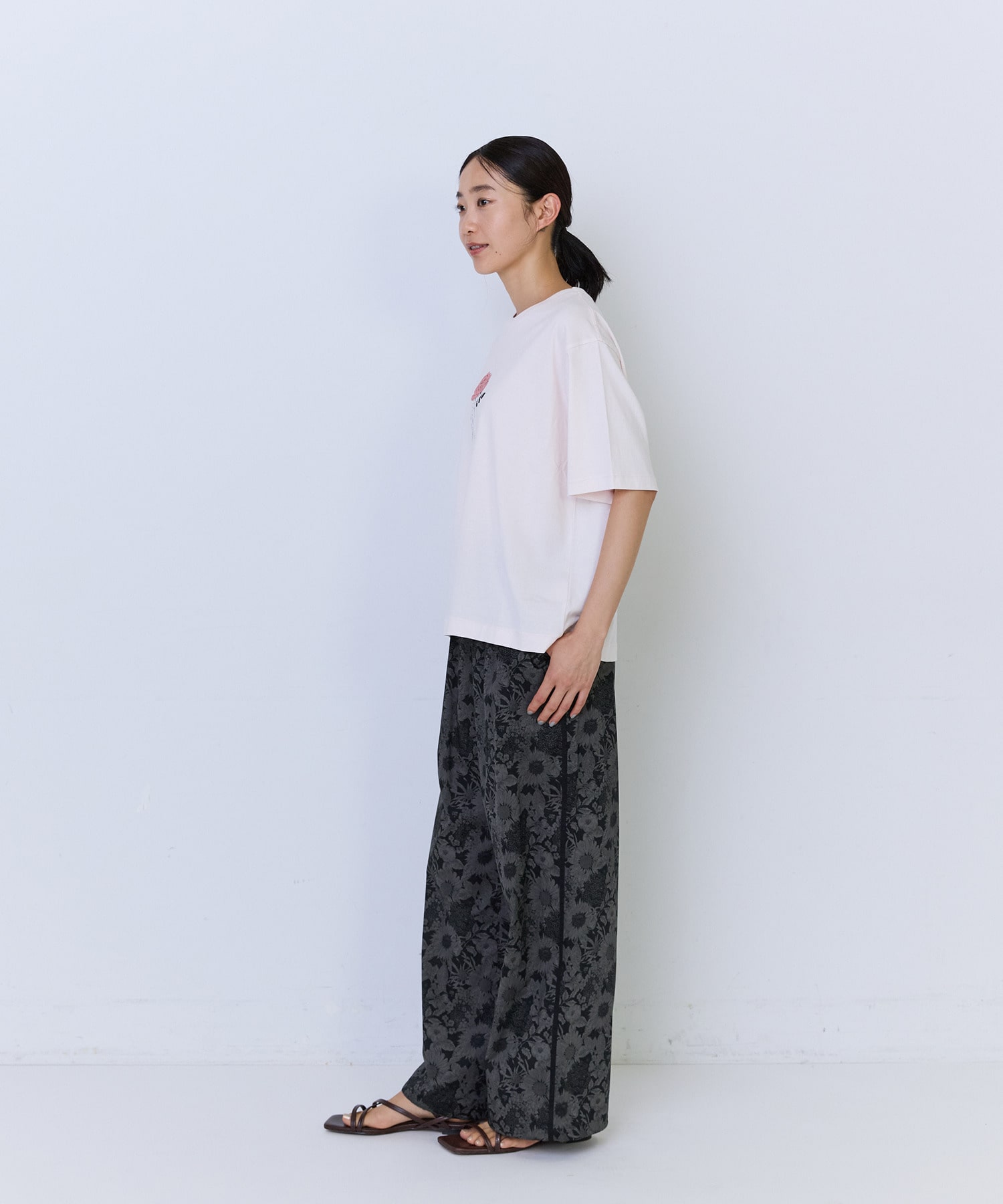 【ADIEU TRISTESSE】杉本さなえさん コラボTシャツ 詳細画像 グレー 8