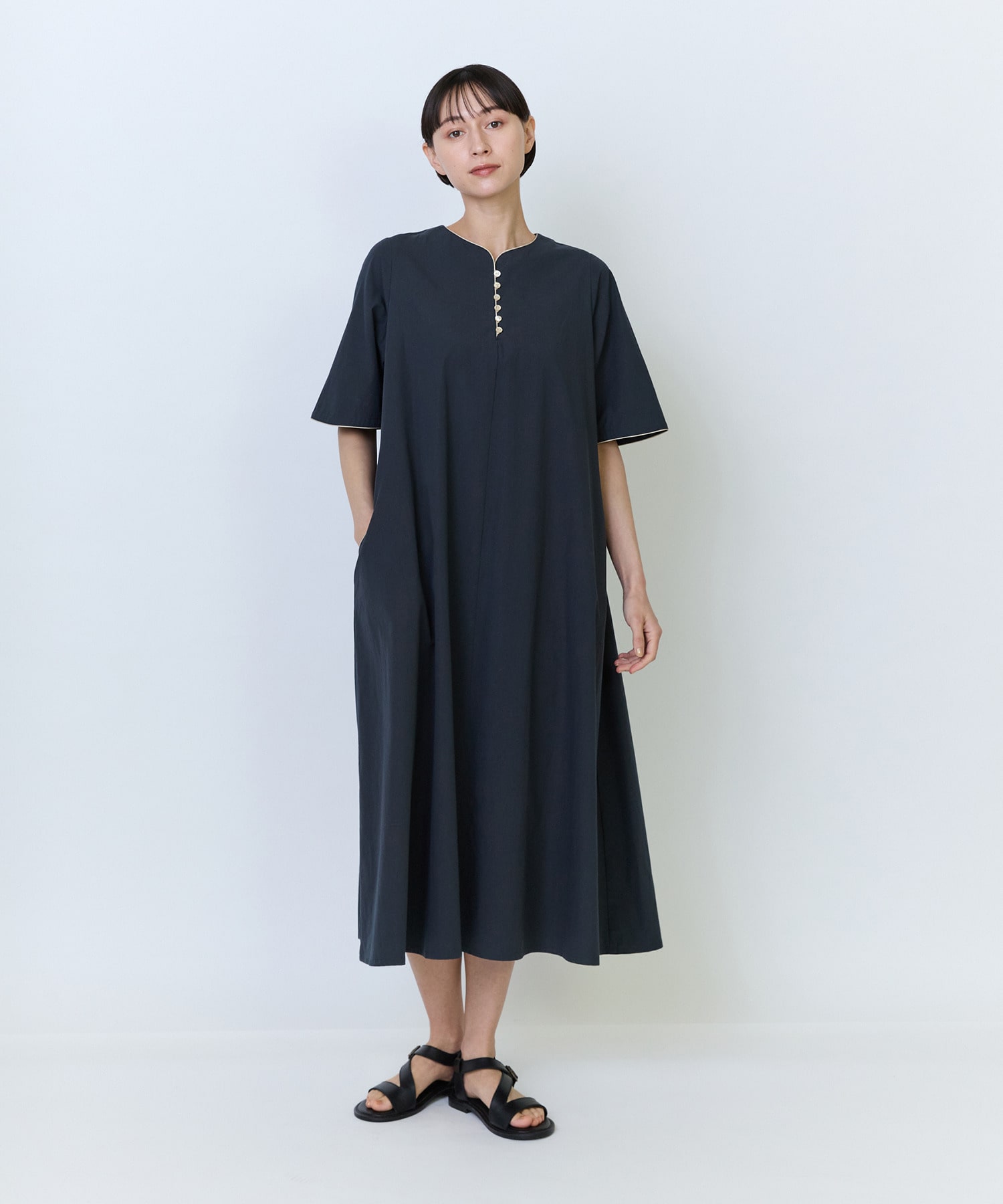 【LOISIR】コットンブロードAラインワンピース 詳細画像 チャコールグレー 1