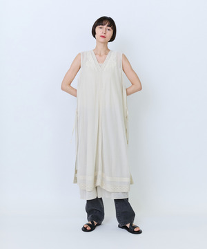 【LOISIR】【2WAY】インドコットンチュール刺繍ワンピース 詳細画像 ベージュ 1