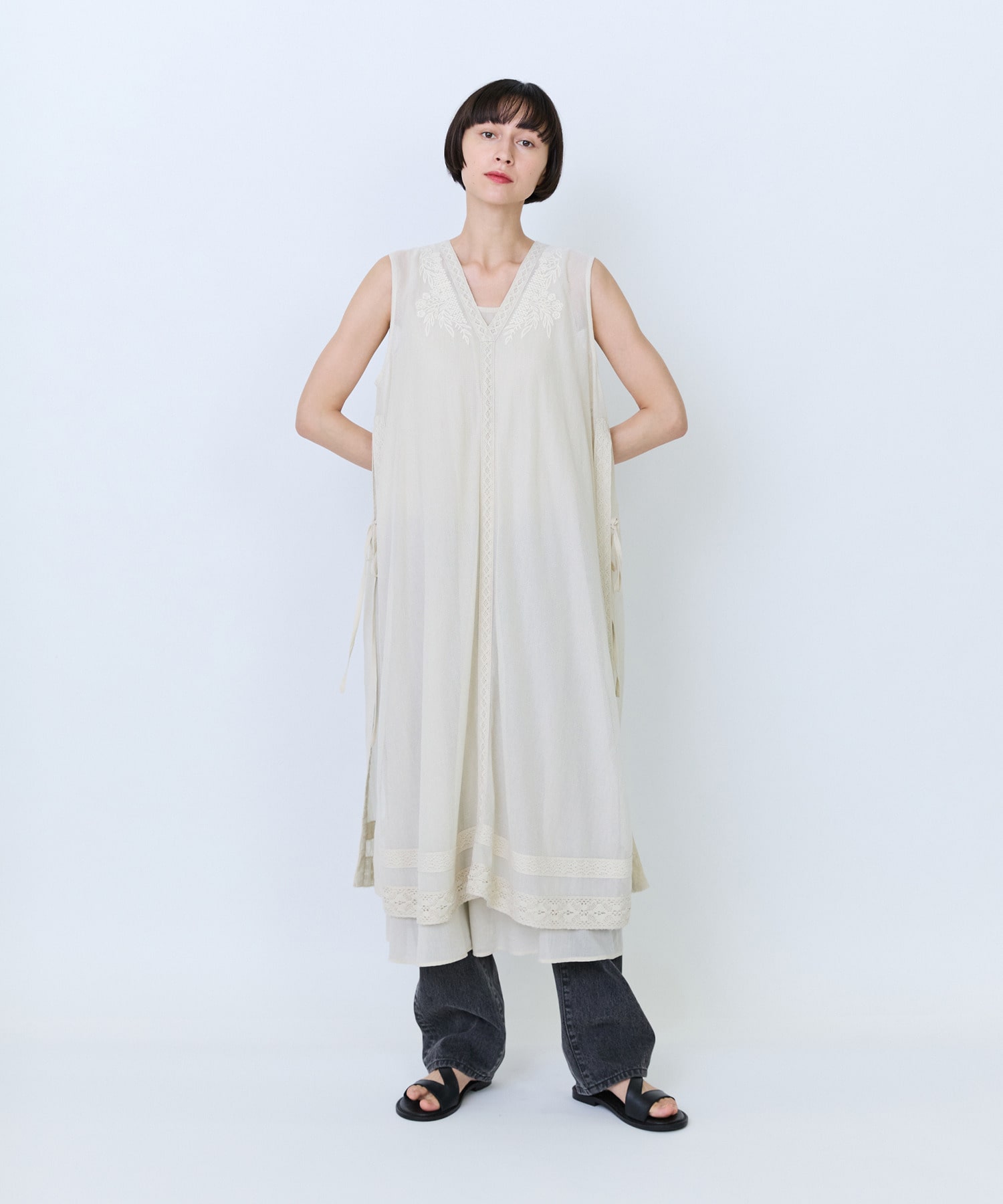 【LOISIR】【2WAY】インドコットンチュール刺繍ワンピース 詳細画像 ベージュ 1
