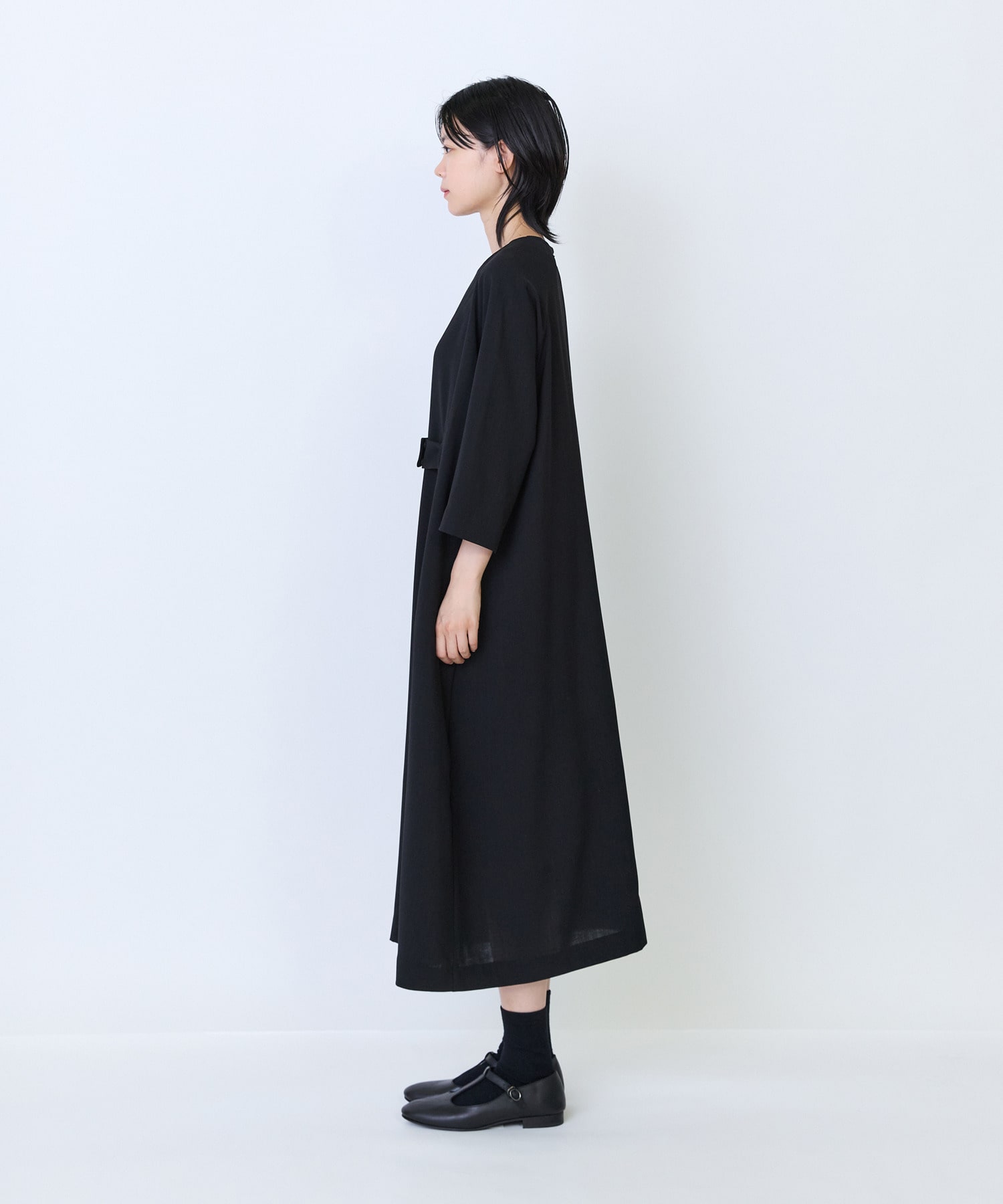 【LOISIR】エステルドライツイルベルテッドワンピース 詳細画像 ブラック 5
