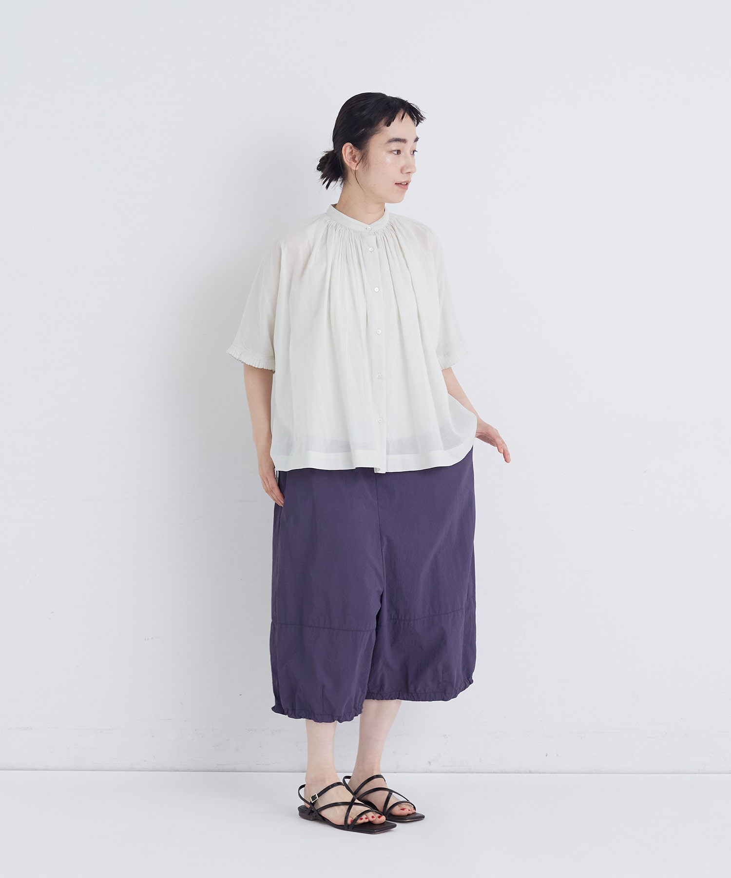 【congés payés】【FAVE】インドコットンタックスリーブブラウス 詳細画像 チャコールグレー 1
