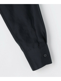 【MOGA】ブライトエアーポリラウンドネックブラウス 詳細画像 ネイビー 26