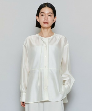 【MOGA】ブライトエアーポリラウンドネックブラウス 詳細画像 オフホワイト 1