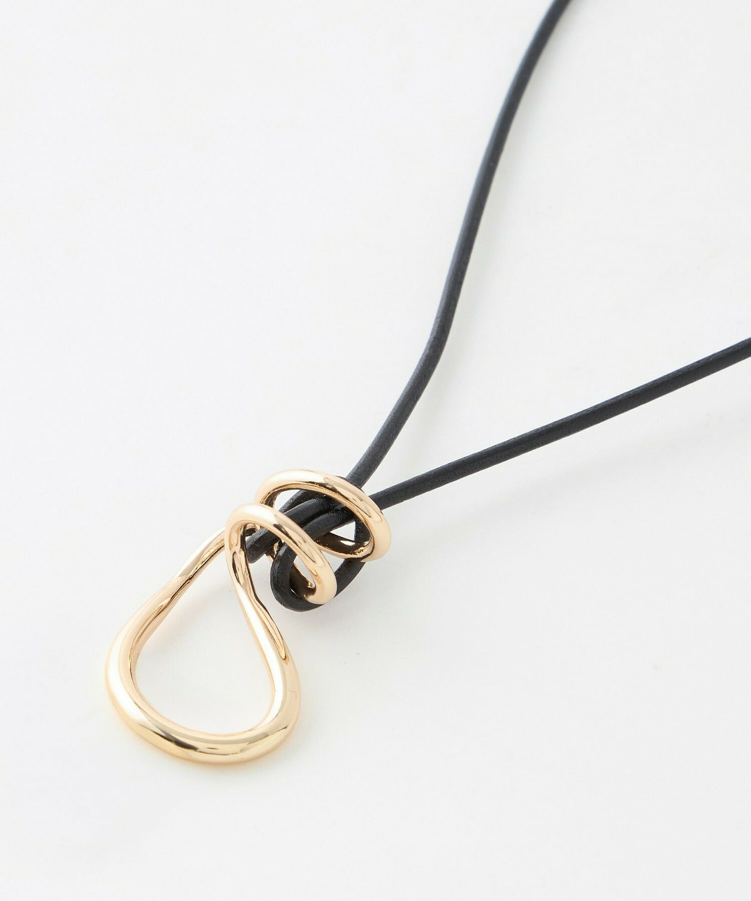 【MOGA】レザーコード&times;メタルフックネックレス 詳細画像 ゴールド 1