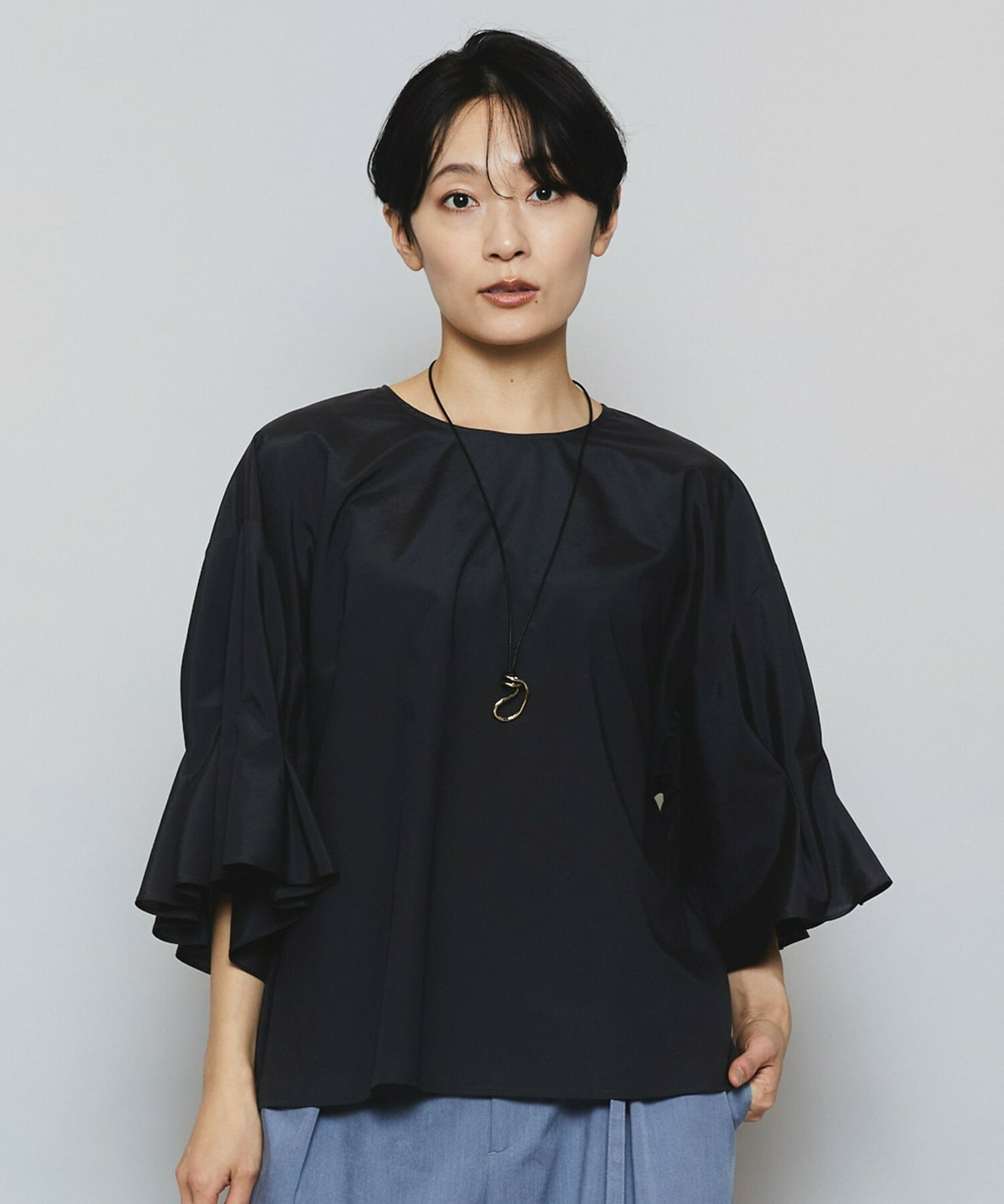 【MOGA】ブライトビンテージラウンドカラーブラウス 詳細画像 ブラック 1