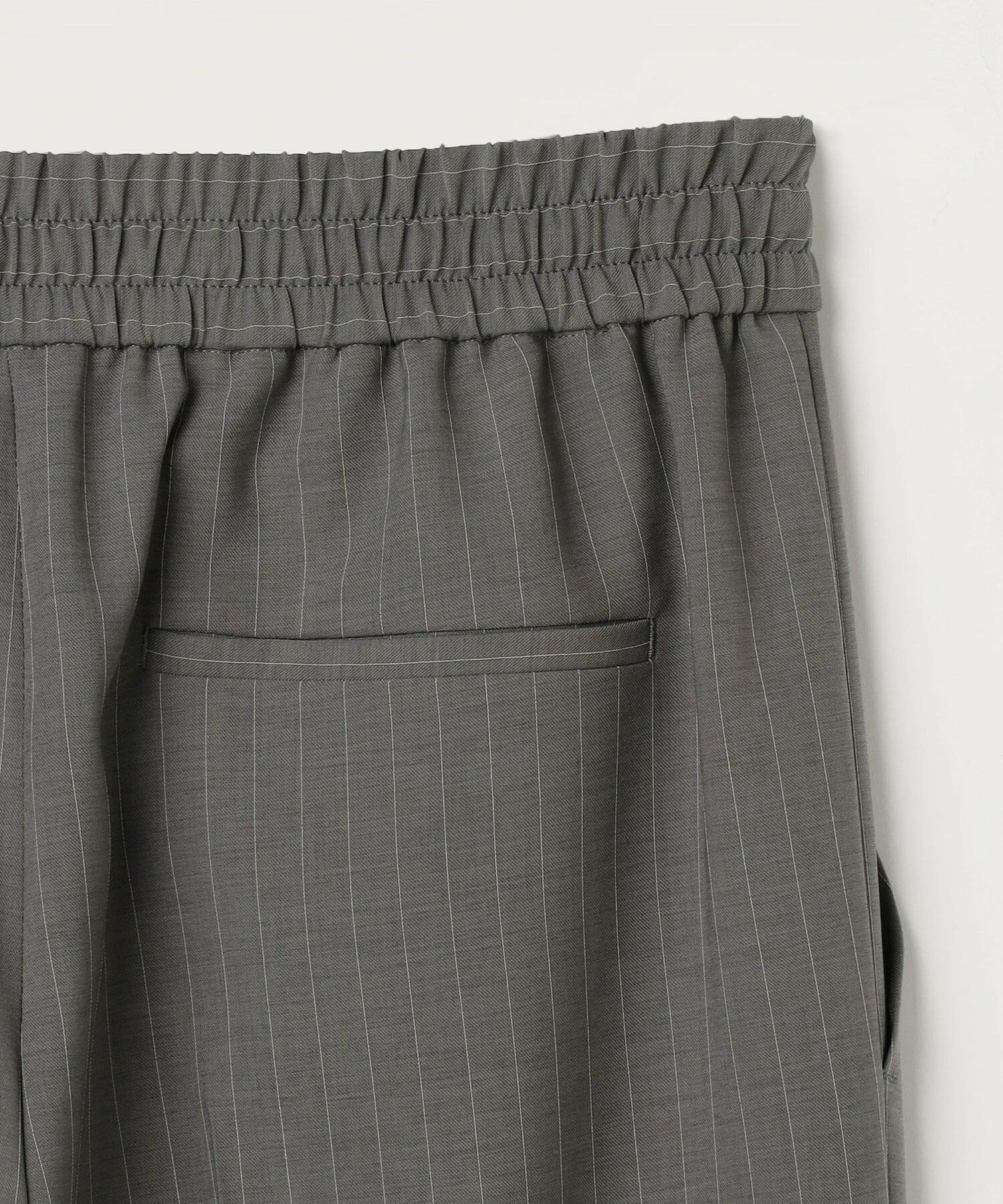 【MOGA】ソフトツイルストライプセンタープレステーパードパンツ 詳細画像 グレー系その他 25